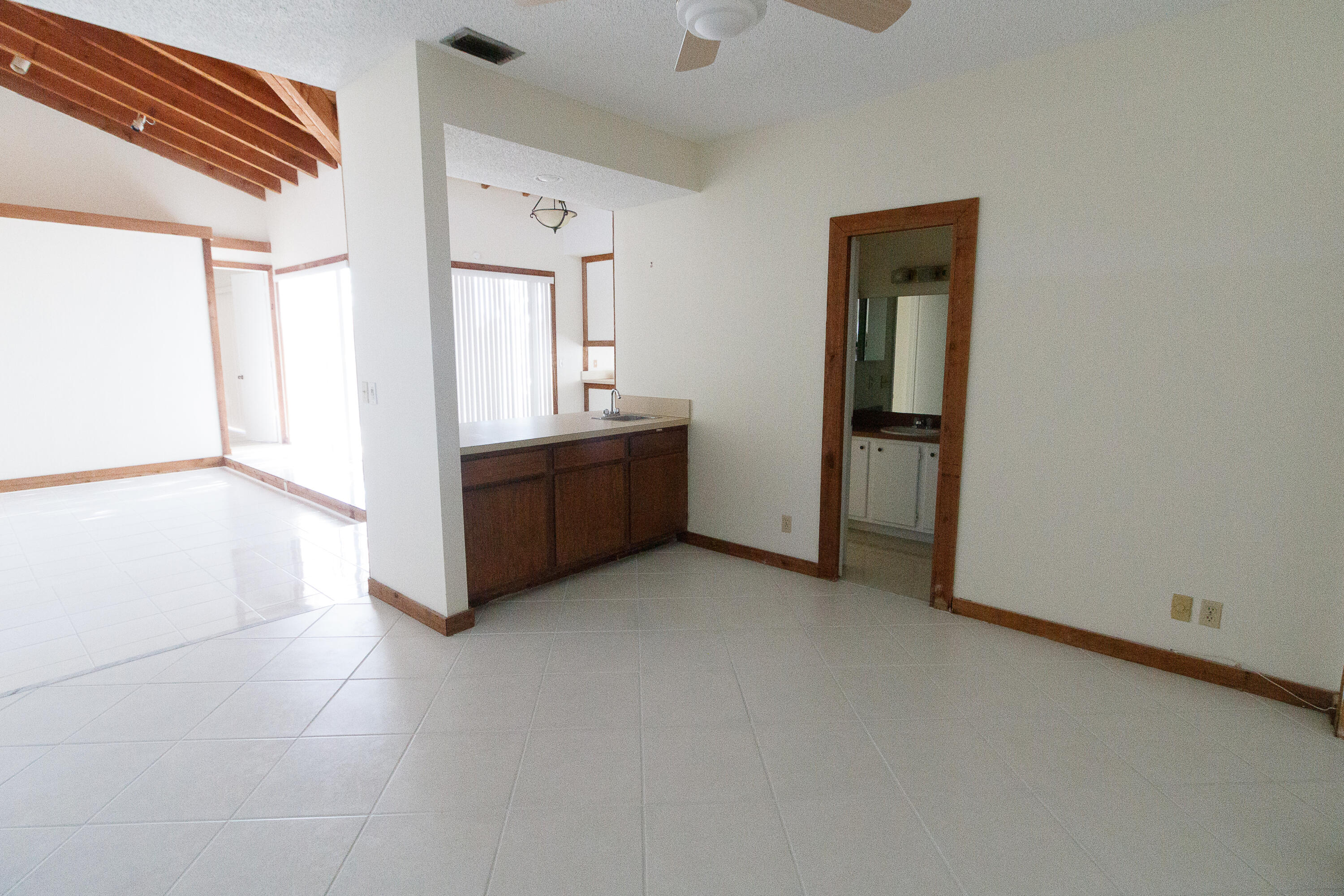 8197 ROYAL PALM #5, Tamarac FL 33321