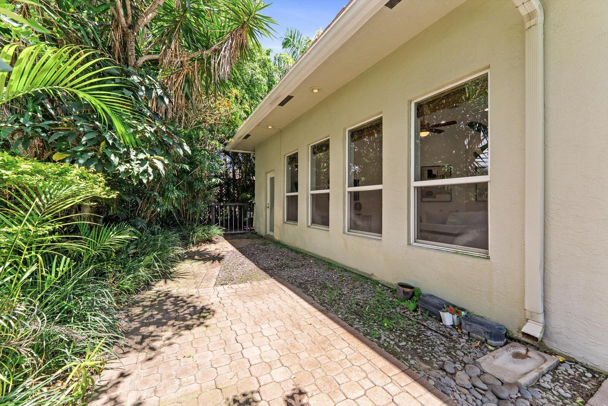 7876 Mandarin, Boca Raton FL 33433