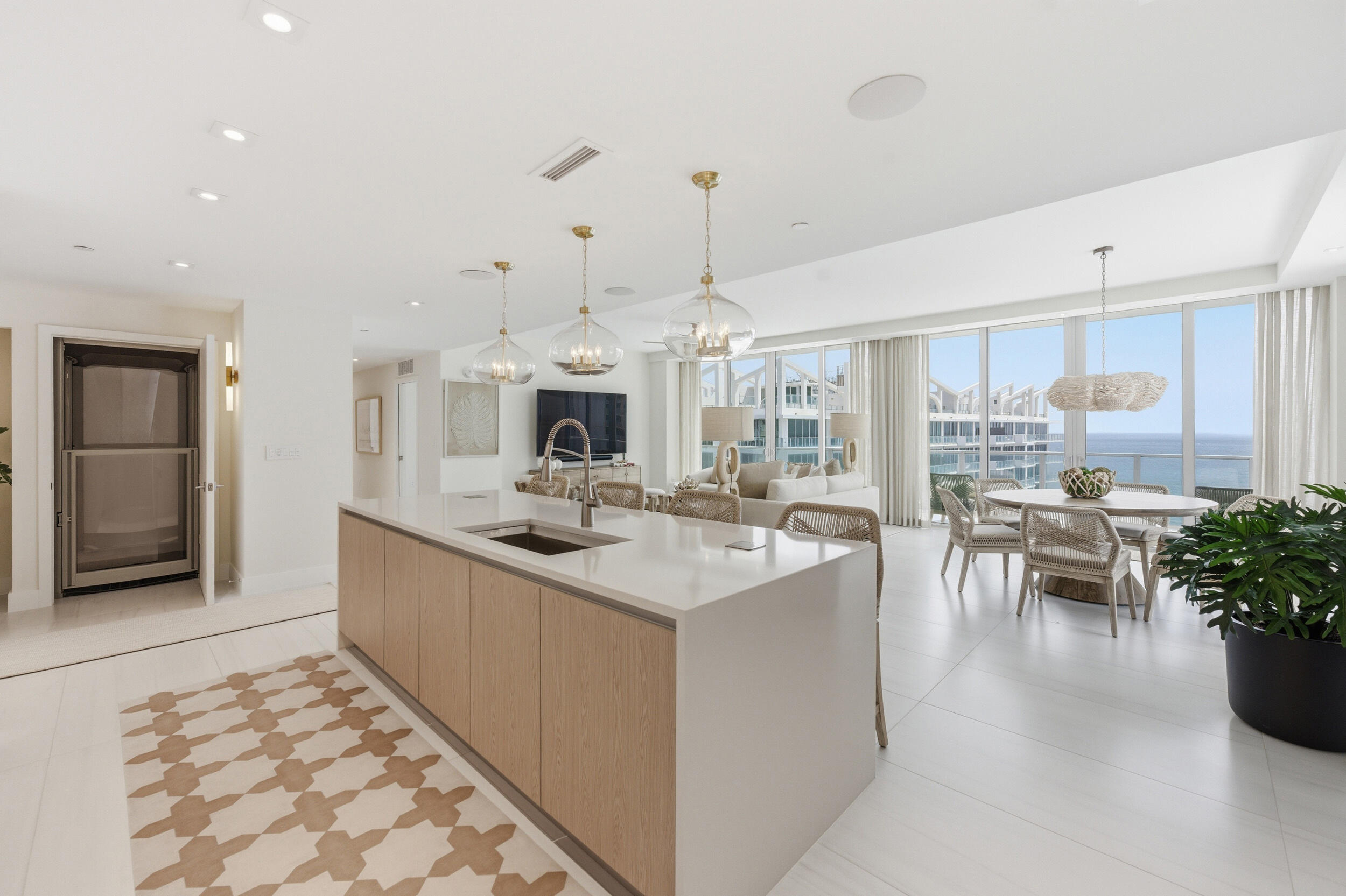 3100 N OCEAN #P-PH4, Singer Island FL 33404