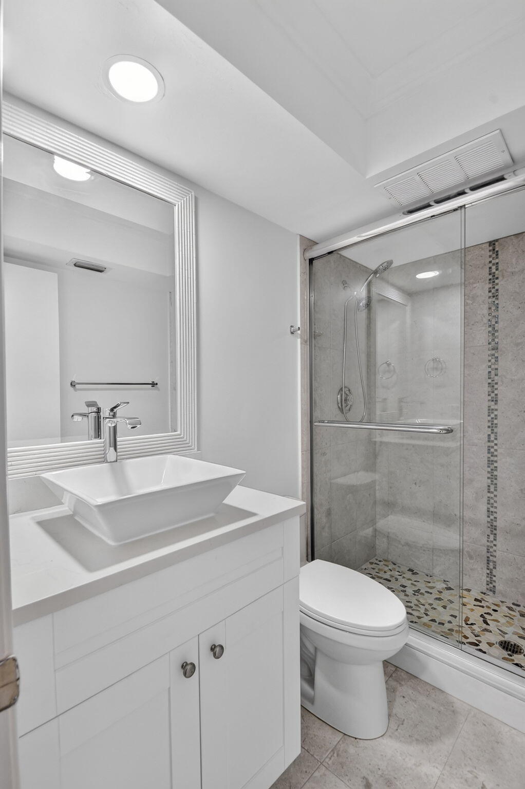 145 Atlantis #202, Atlantis FL 33462