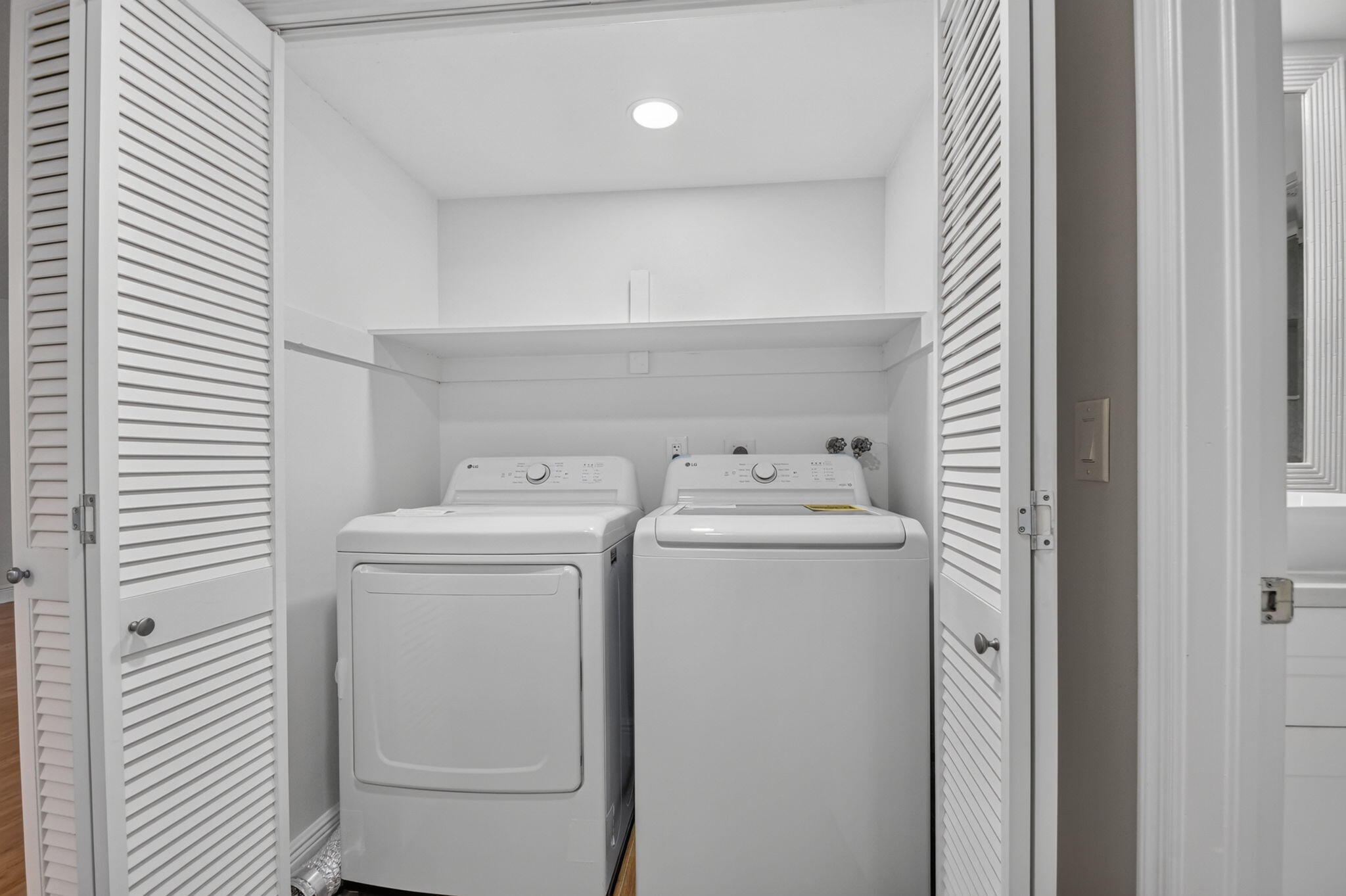 145 Atlantis #202, Atlantis FL 33462