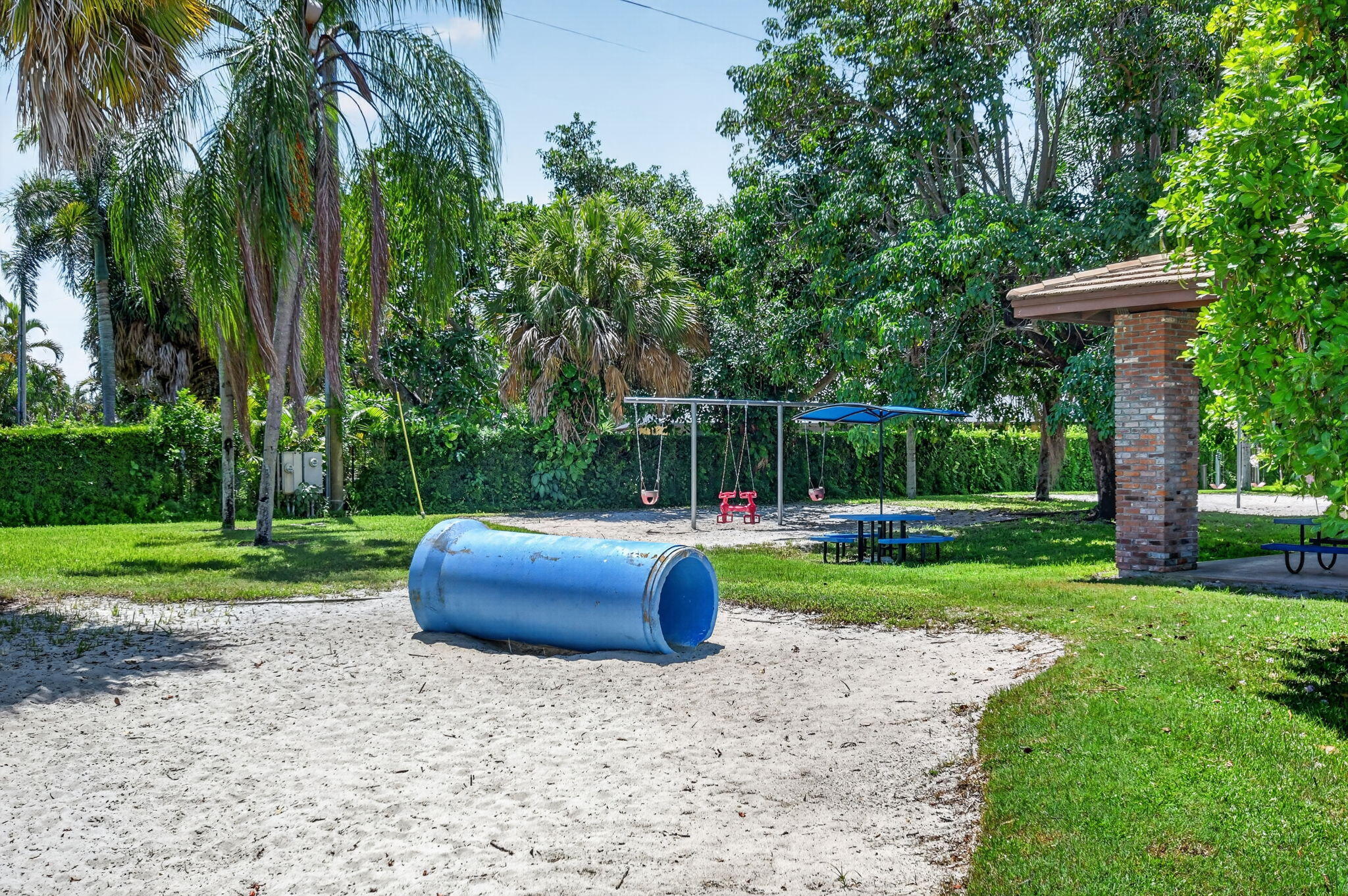 145 Atlantis #202, Atlantis FL 33462