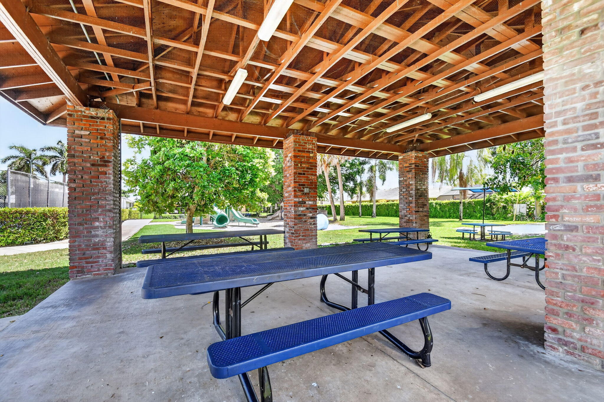 145 Atlantis #202, Atlantis FL 33462