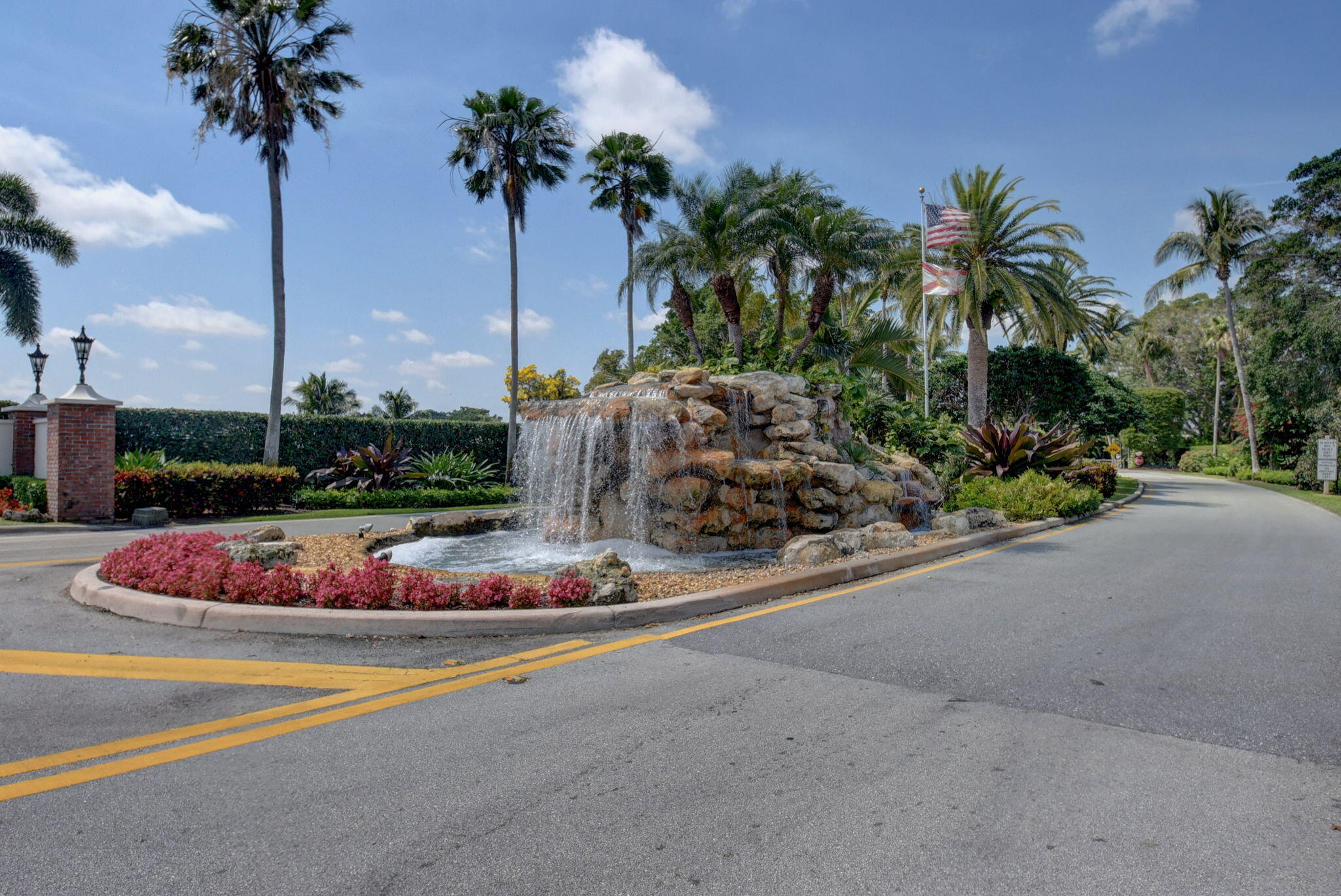 145 Atlantis #202, Atlantis FL 33462