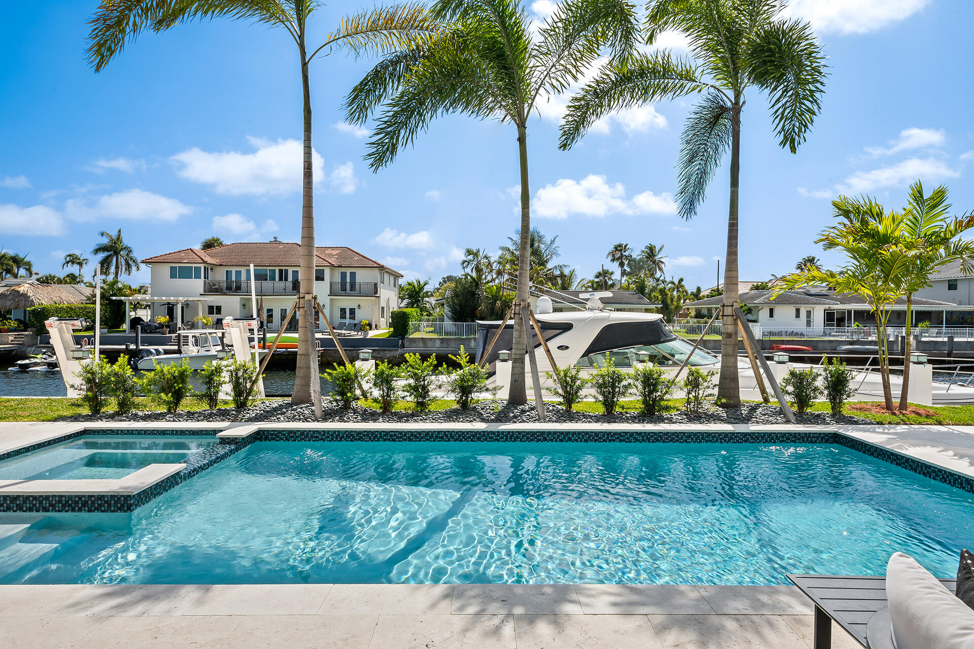 3750 NE 26TH, Lighthouse Point FL 33064