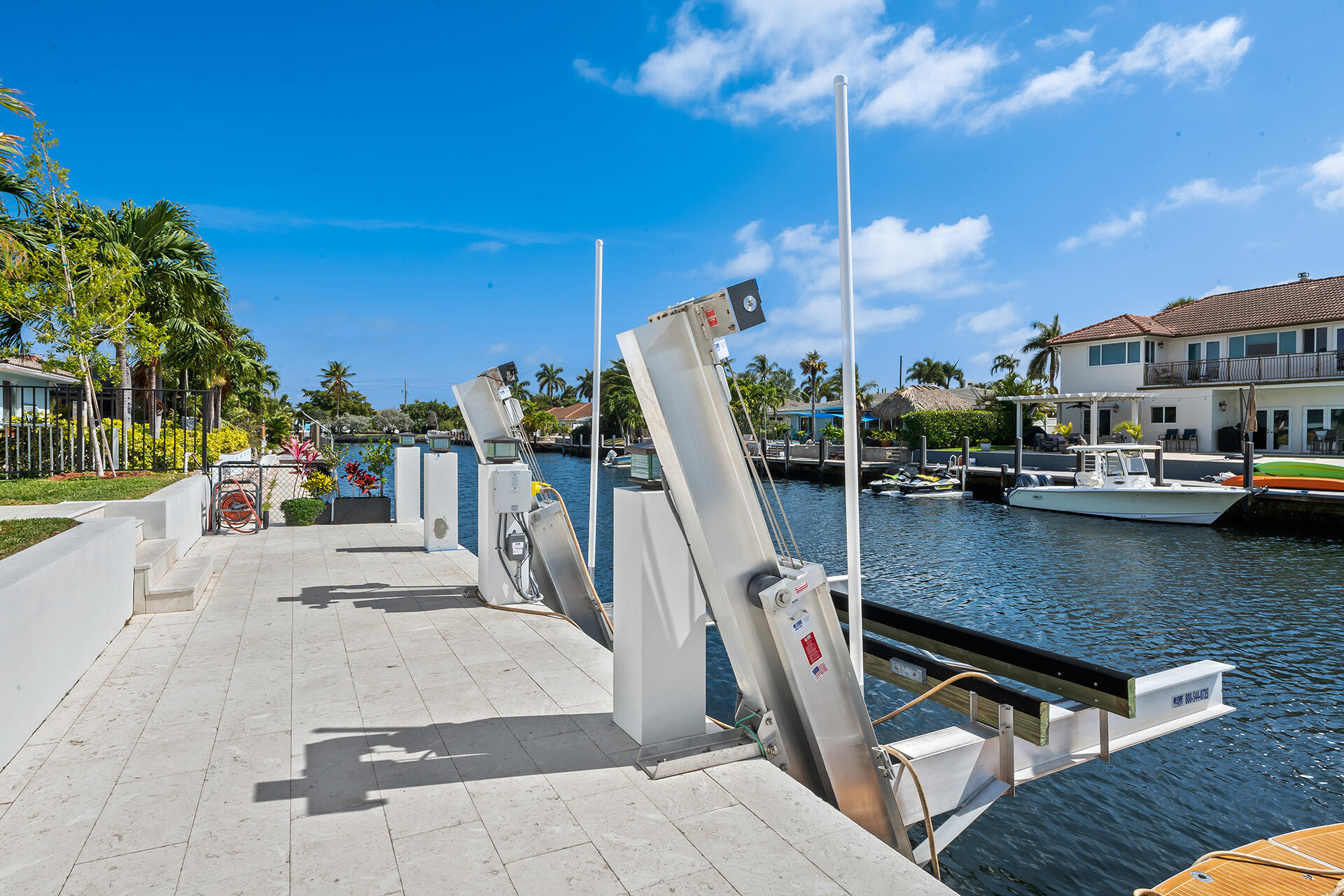 3750 NE 26TH, Lighthouse Point FL 33064