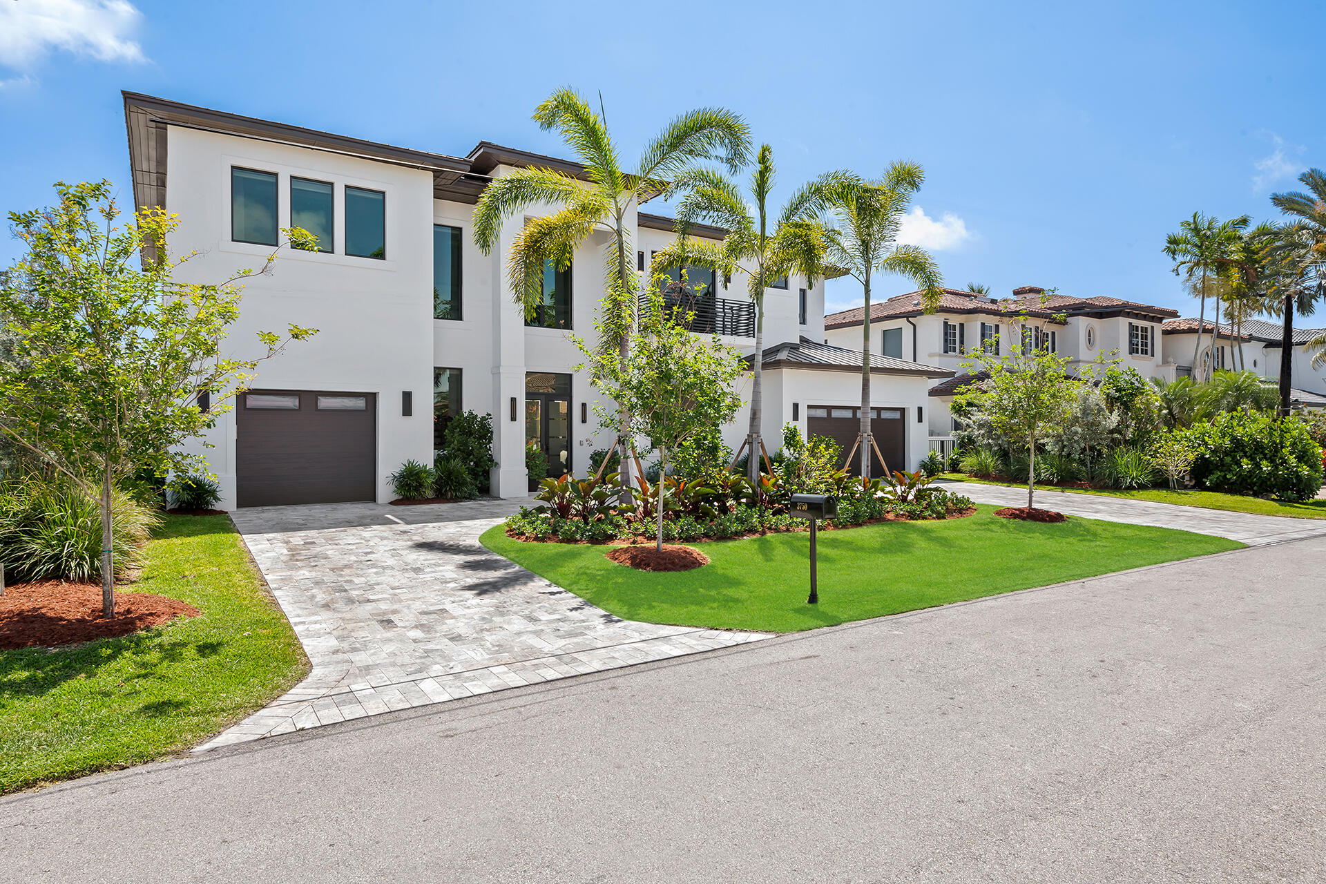 3750 NE 26TH, Lighthouse Point FL 33064