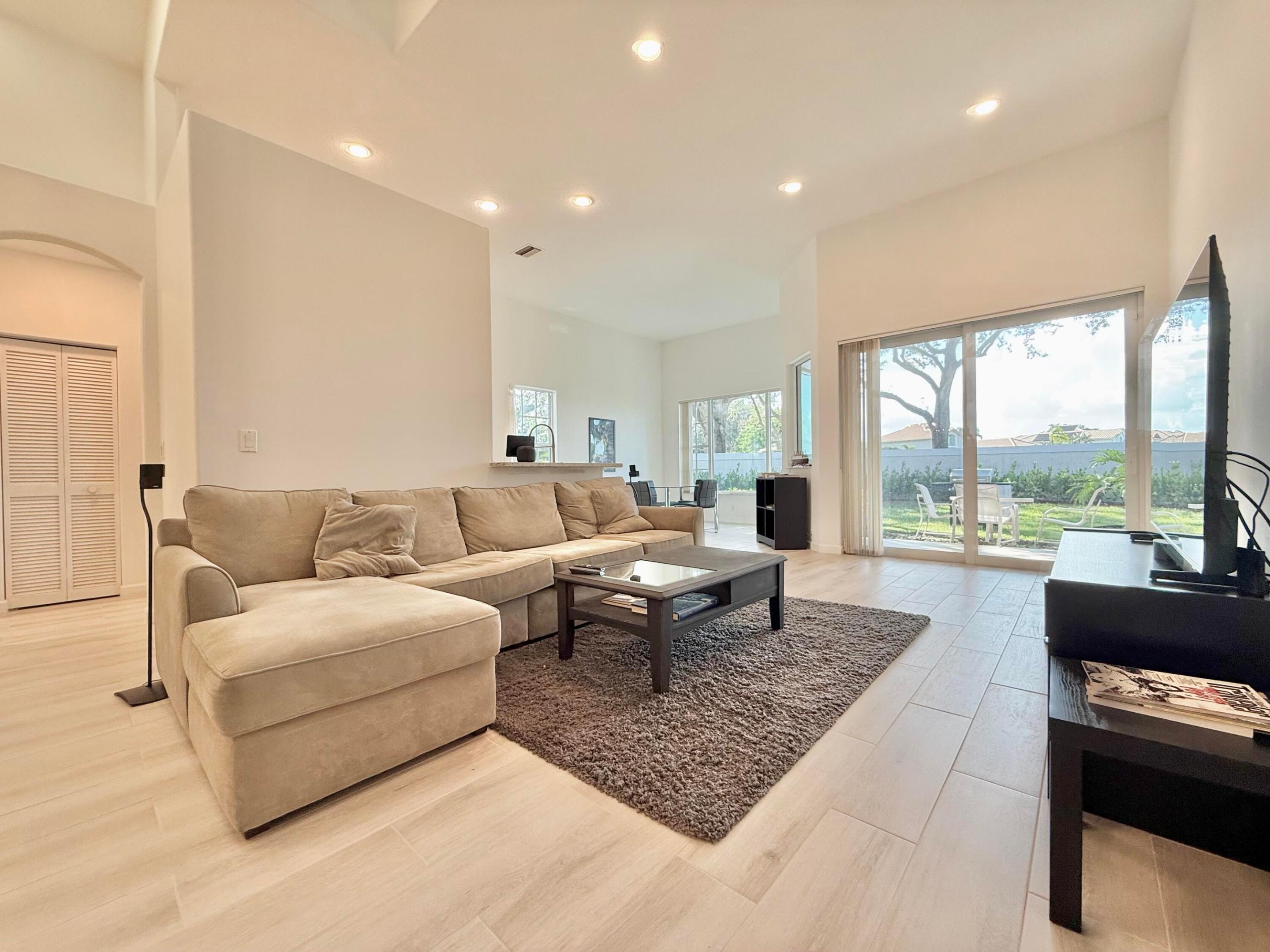 46 Pinnacle, Palm Beach Gardens FL 33418