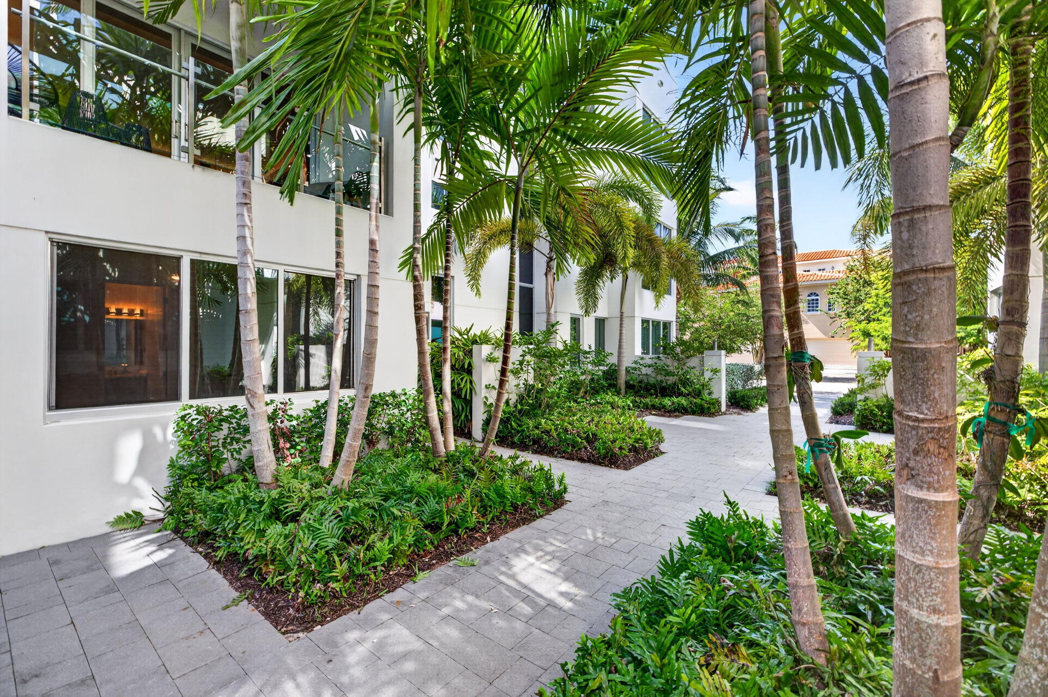 244 Garden, Lauderdale By The Sea FL 33308