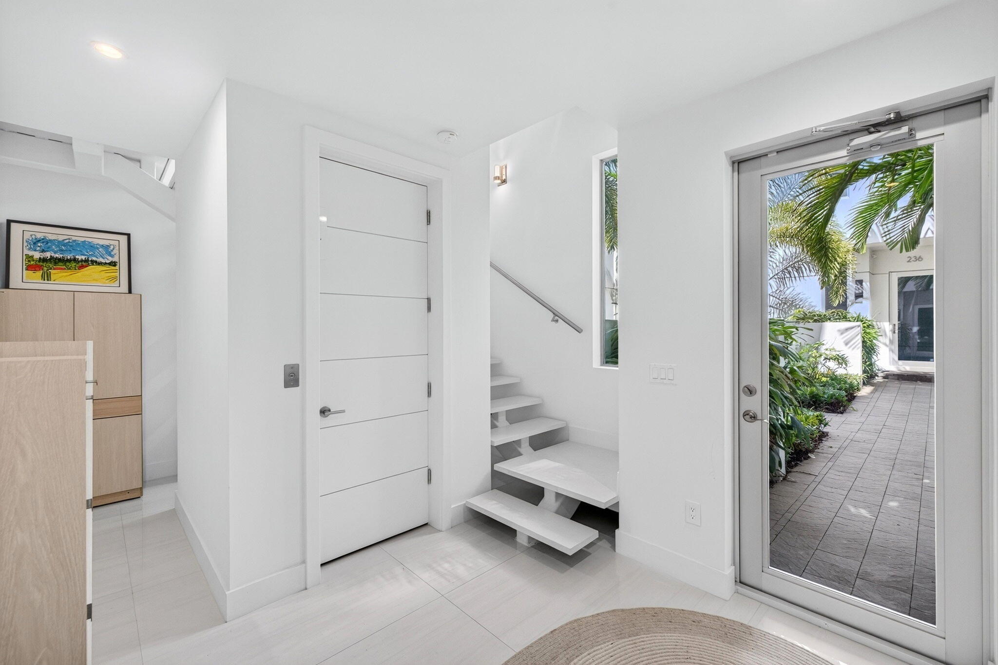 244 Garden, Lauderdale By The Sea FL 33308