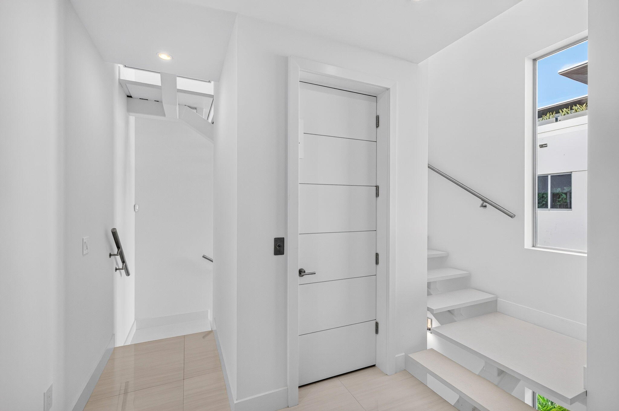 244 Garden, Lauderdale By The Sea FL 33308