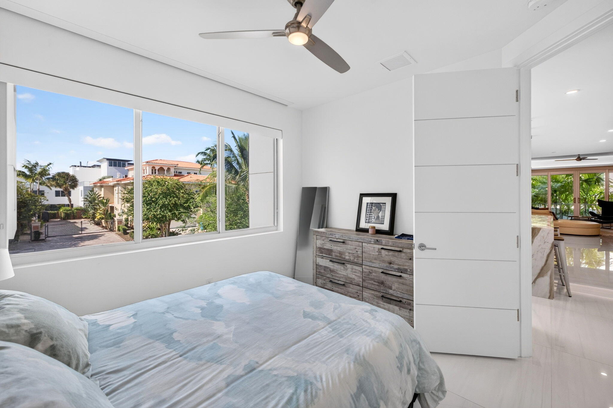 244 Garden, Lauderdale By The Sea FL 33308