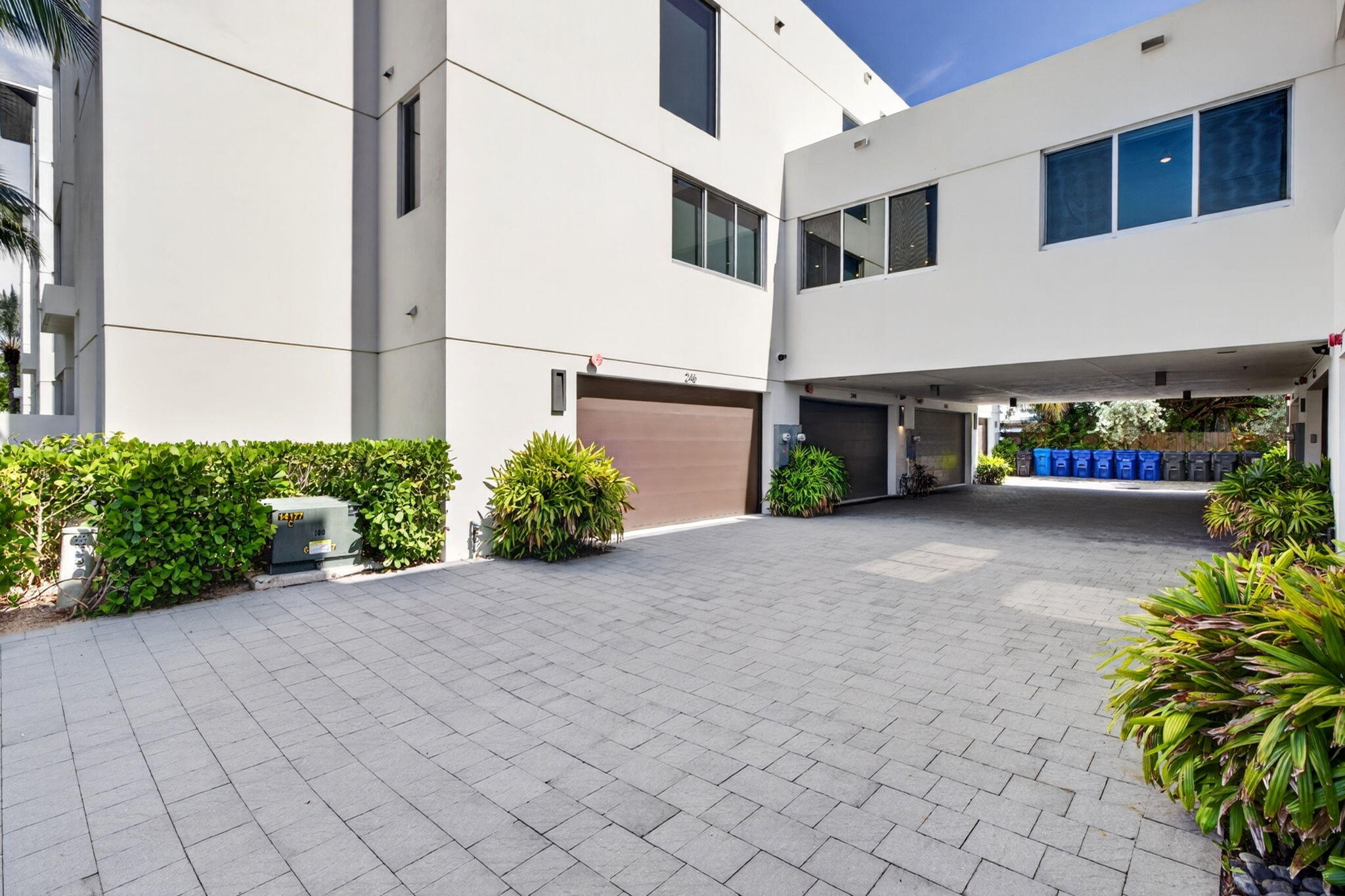 244 Garden, Lauderdale By The Sea FL 33308