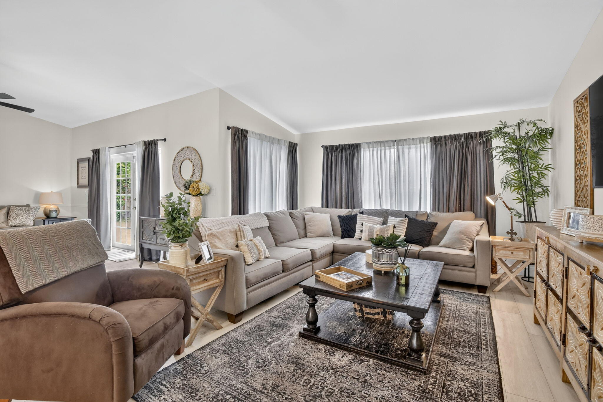 13174 NW 11TH, Sunrise FL 33323