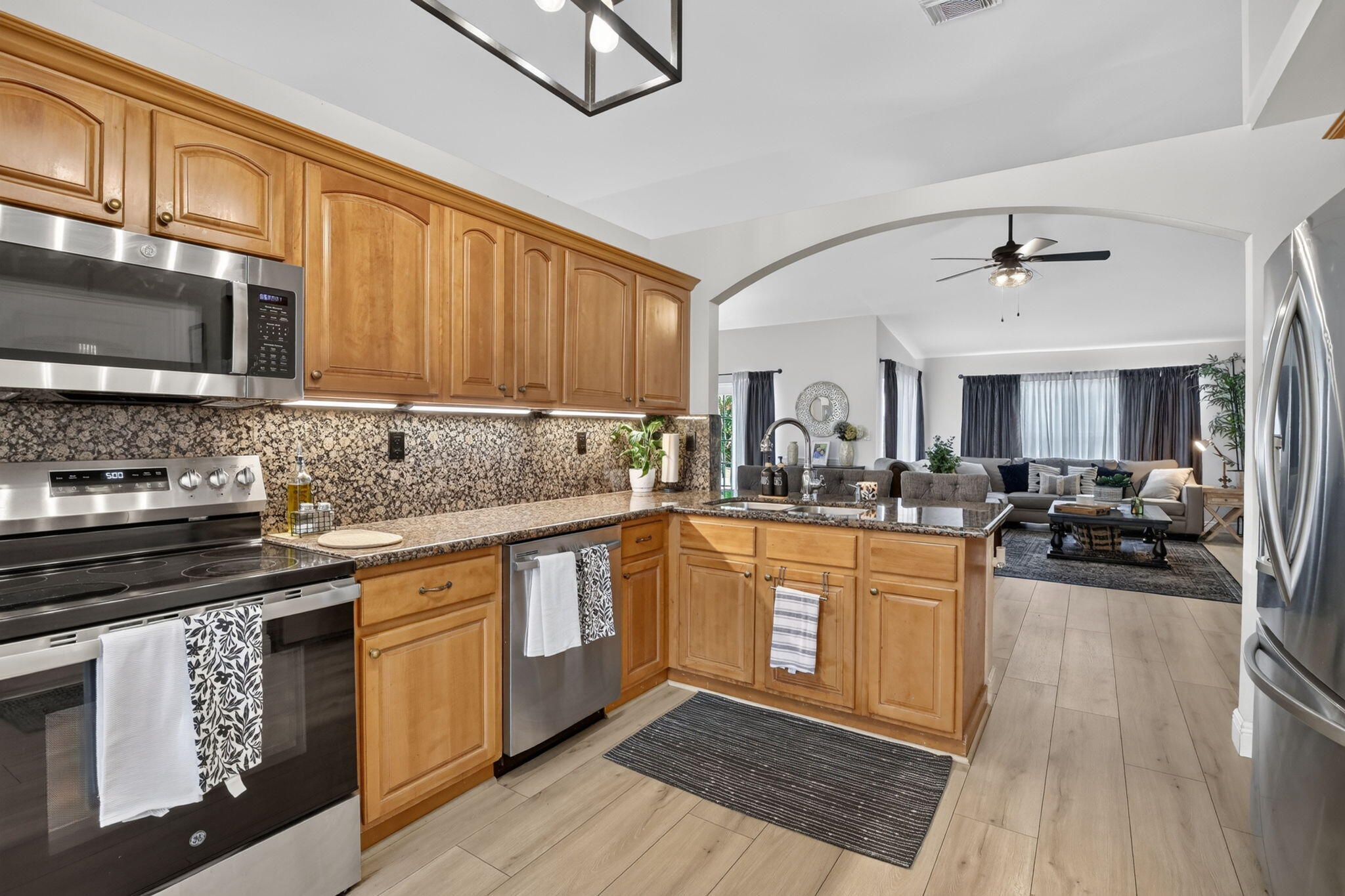 13174 NW 11TH, Sunrise FL 33323