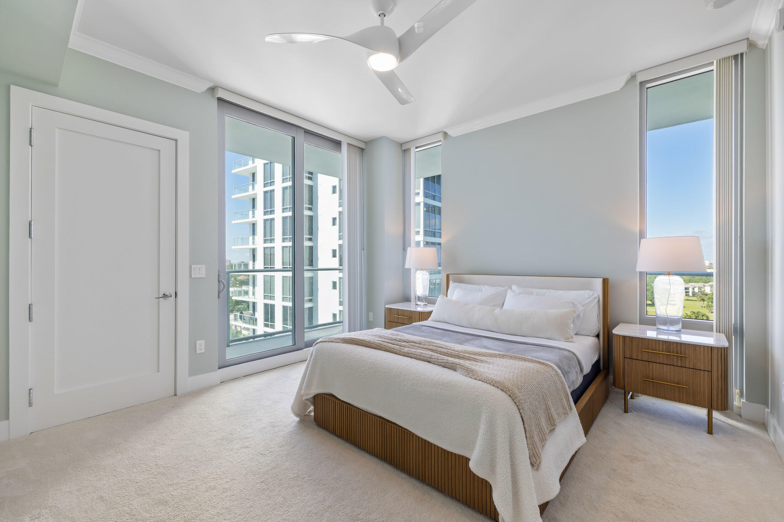 2 WATER CLUB #1003, North Palm Beach FL 33408