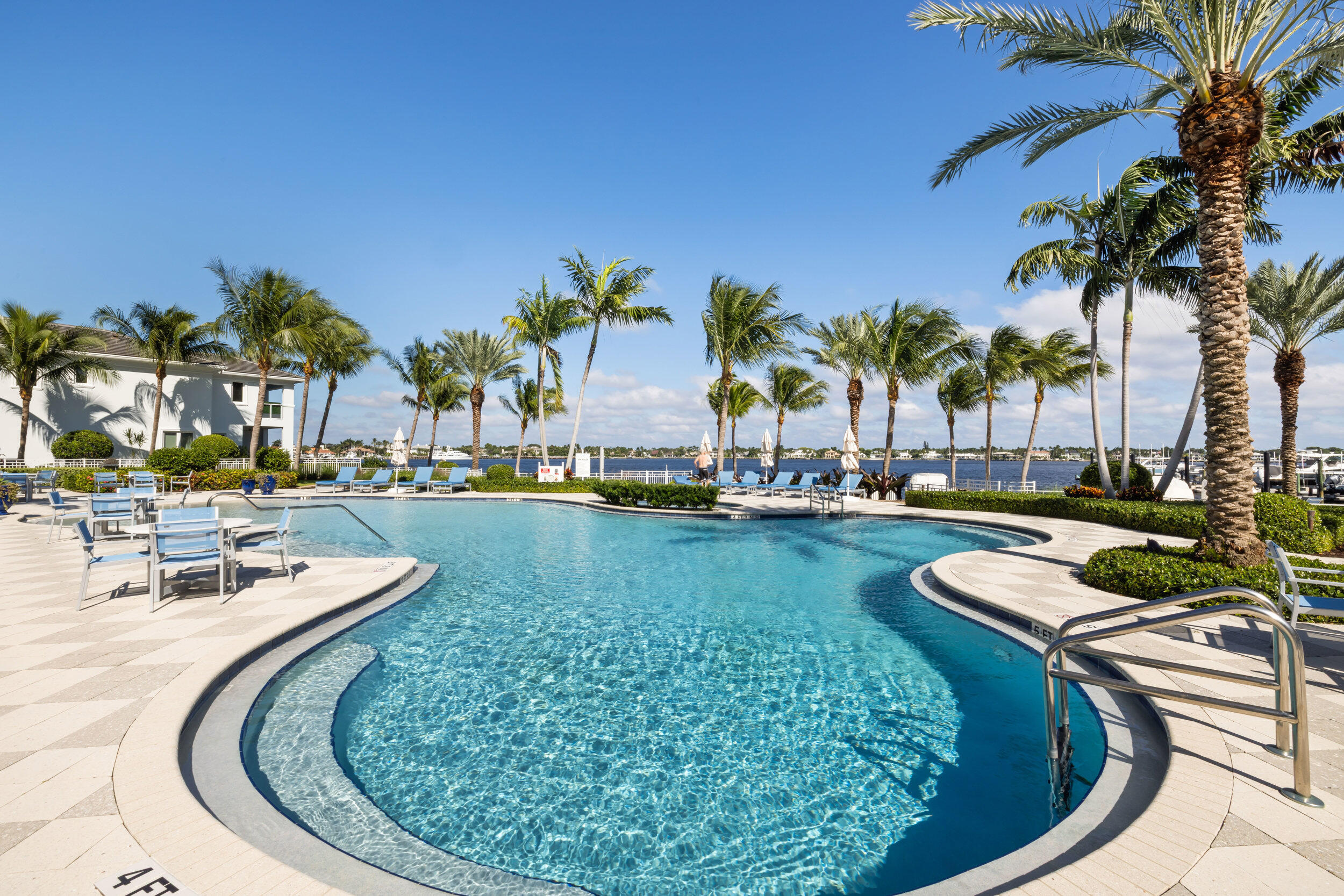 2 WATER CLUB #1003, North Palm Beach FL 33408