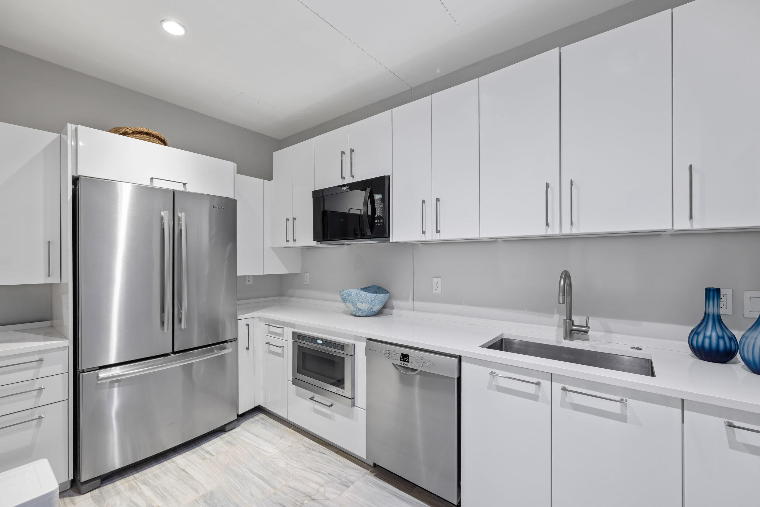 2 WATER CLUB #1003, North Palm Beach FL 33408