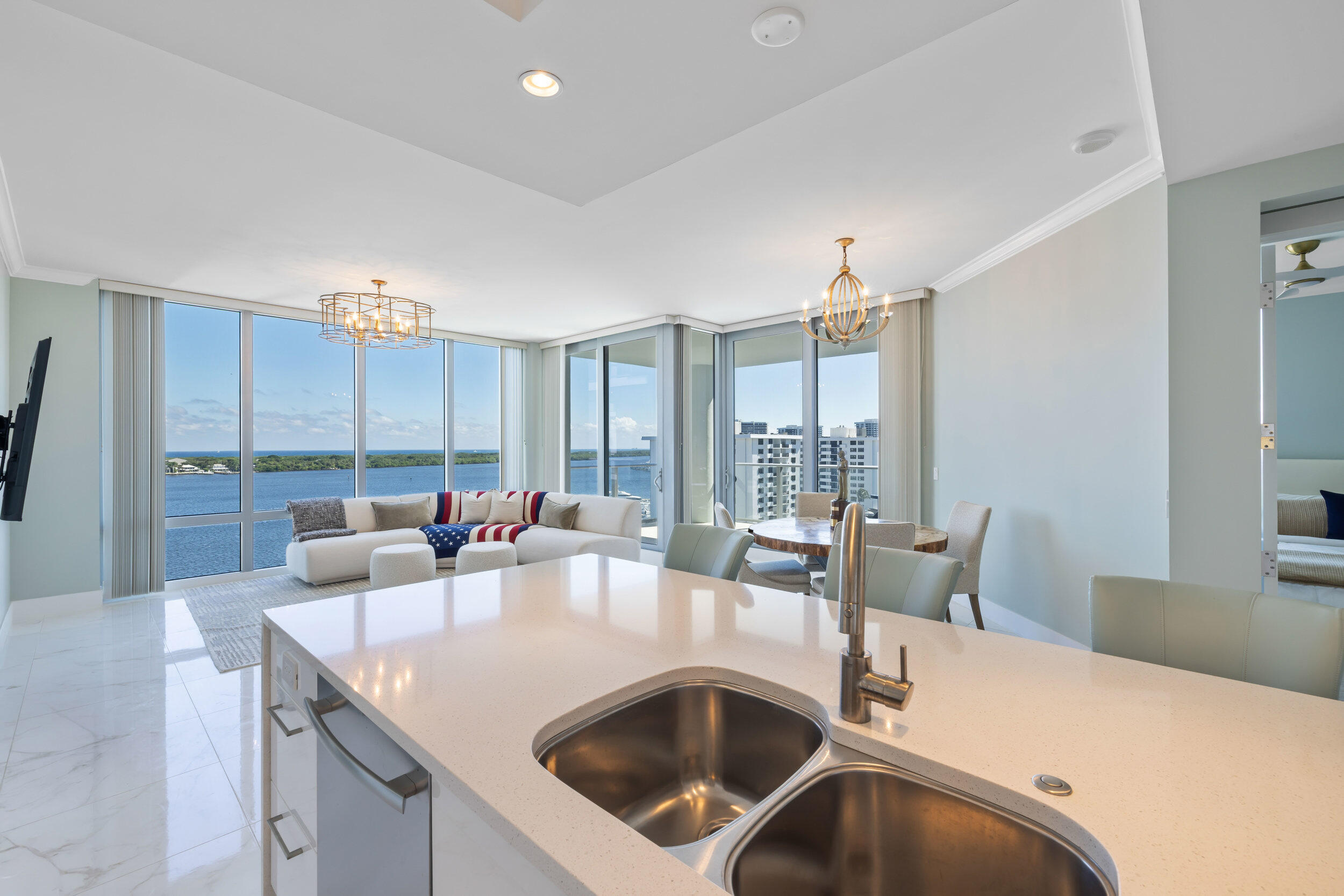 2 WATER CLUB #1003, North Palm Beach FL 33408