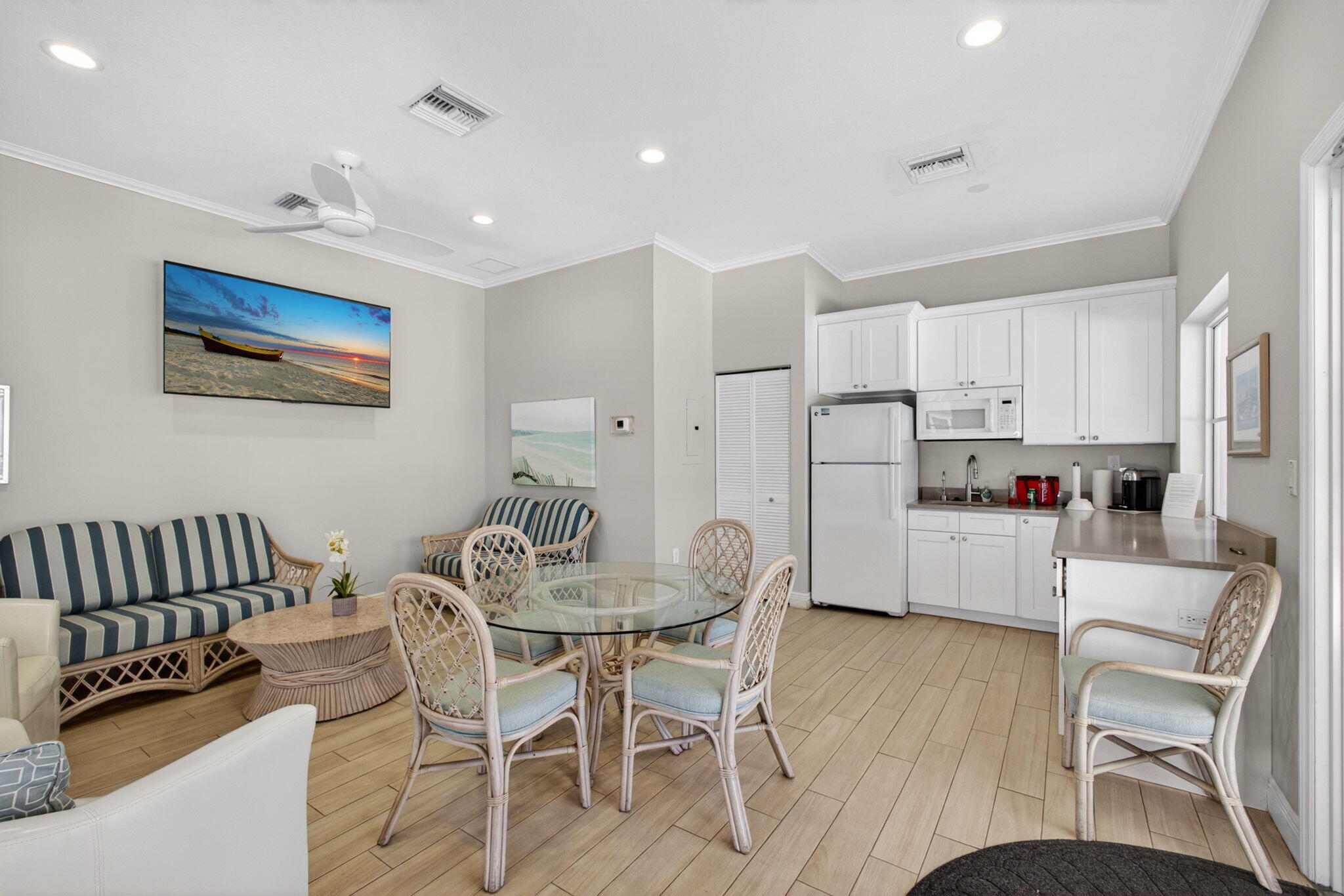 1660 S Highway A1A (Incl. separate deeded guest suite) #222, Jupiter FL 33477