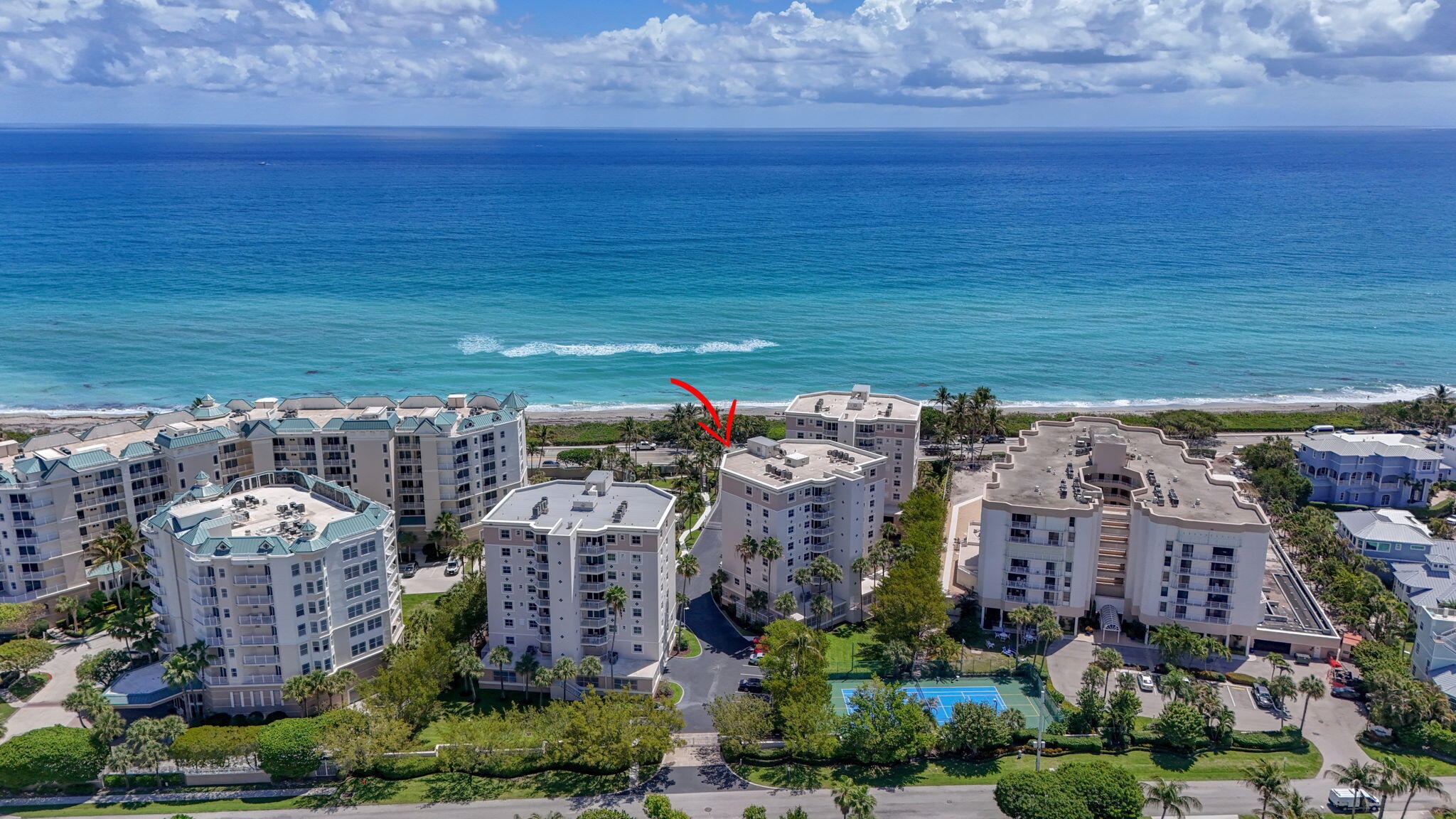 1660 S Highway A1A (Incl. separate deeded guest suite) #222, Jupiter FL 33477