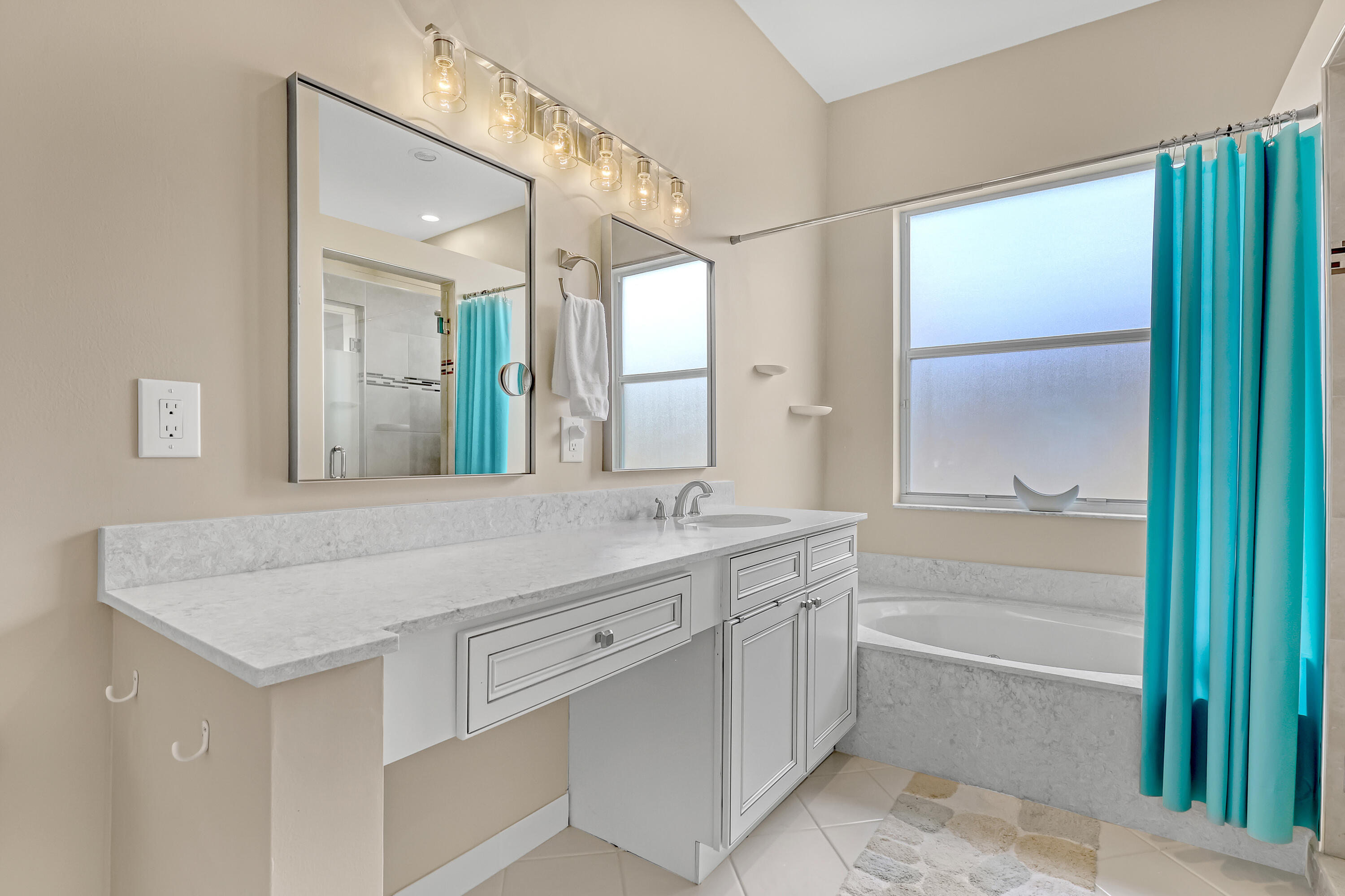 2063 Reston, Royal Palm Beach FL 33411