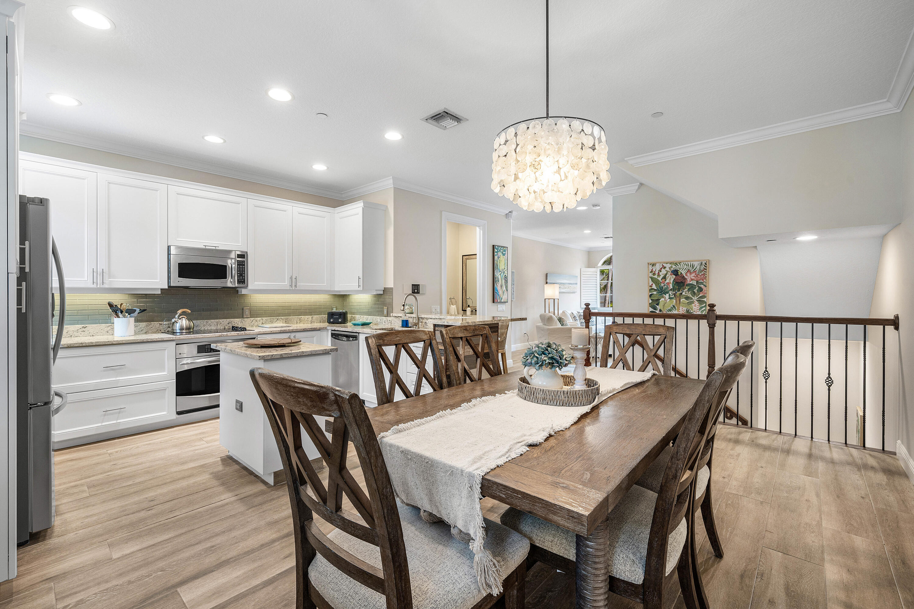 813 Estancia, Boynton Beach FL 33435