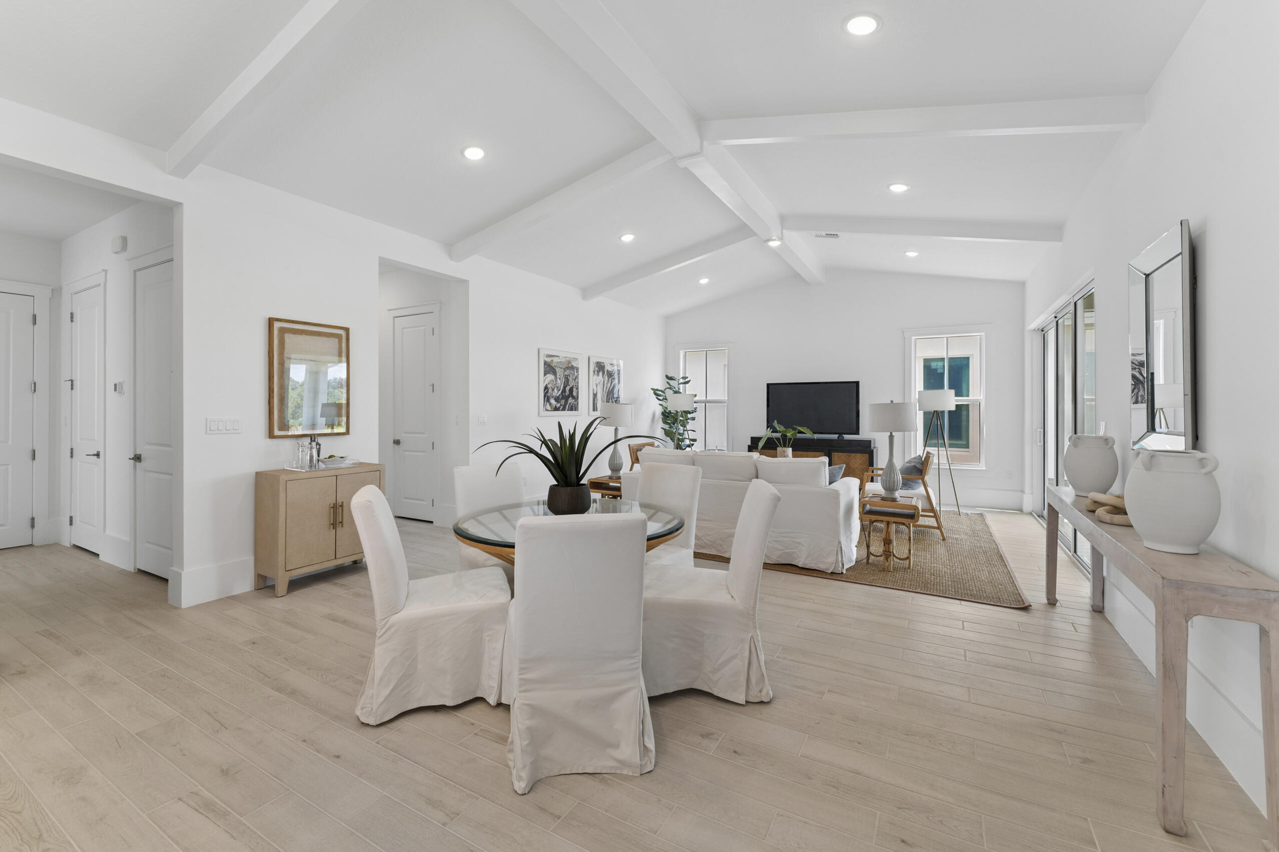 158 Parkside #15, Royal Palm Beach FL 33414