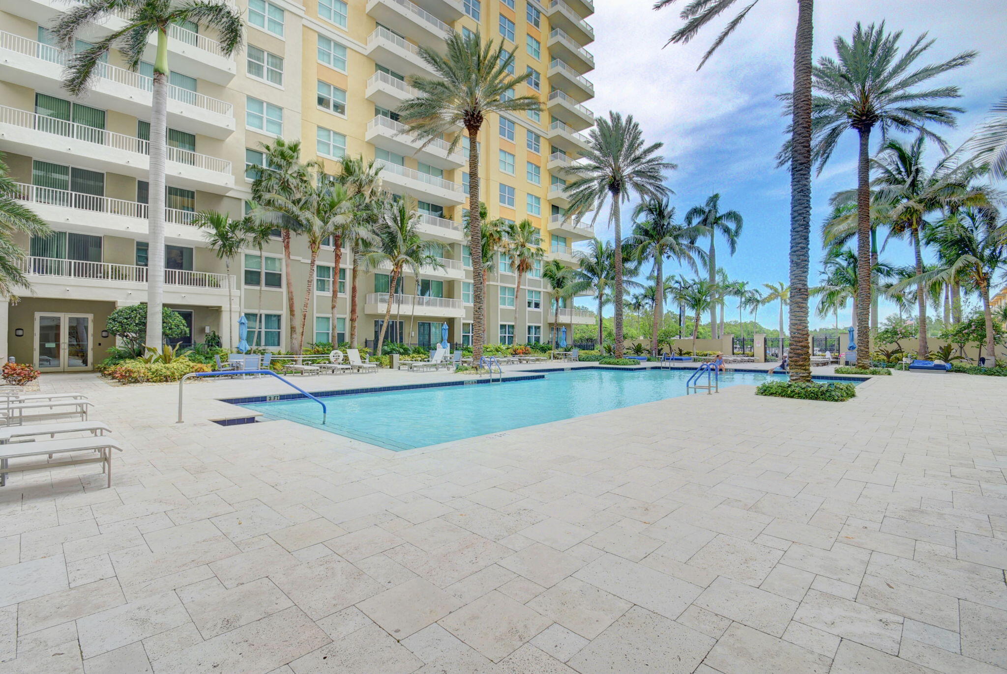 625 Casa Loma #1009, Boynton Beach FL 33435