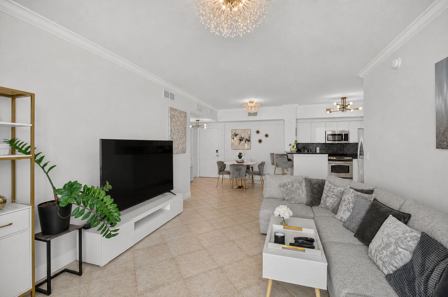625 Casa Loma #1009, Boynton Beach FL 33435
