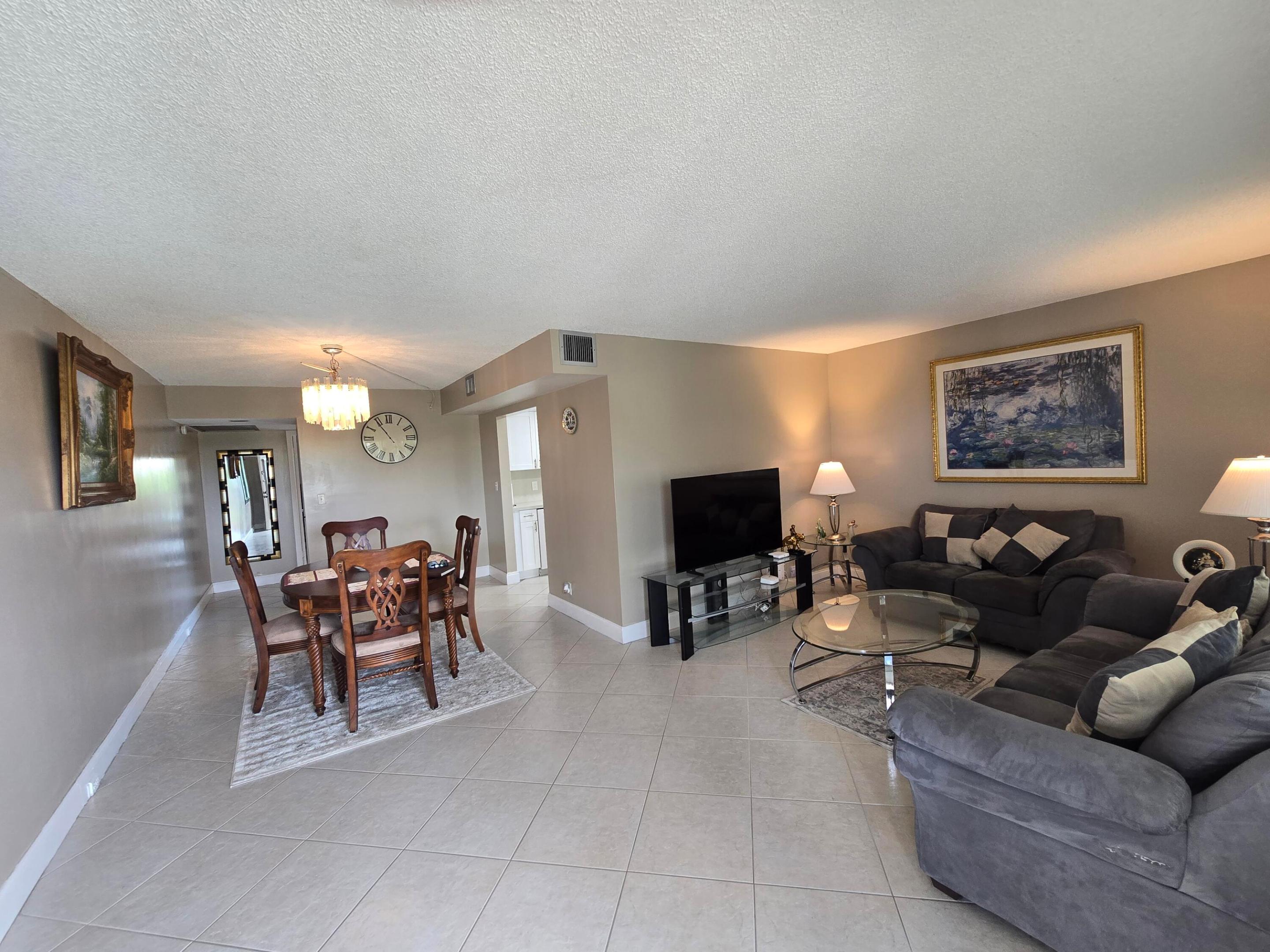 1902 Bermuda #E4, Coconut Creek FL 33066
