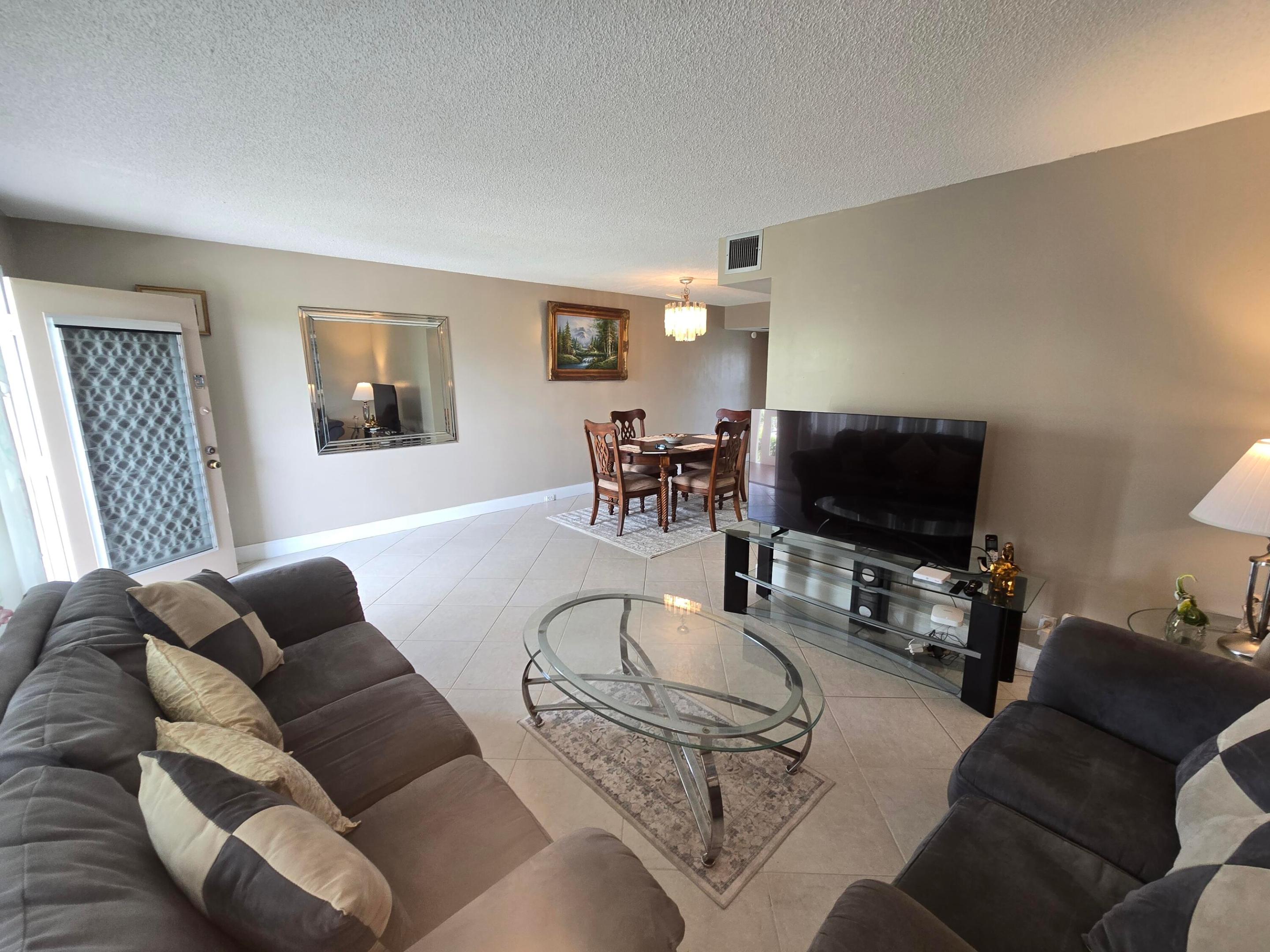 1902 Bermuda #E4, Coconut Creek FL 33066