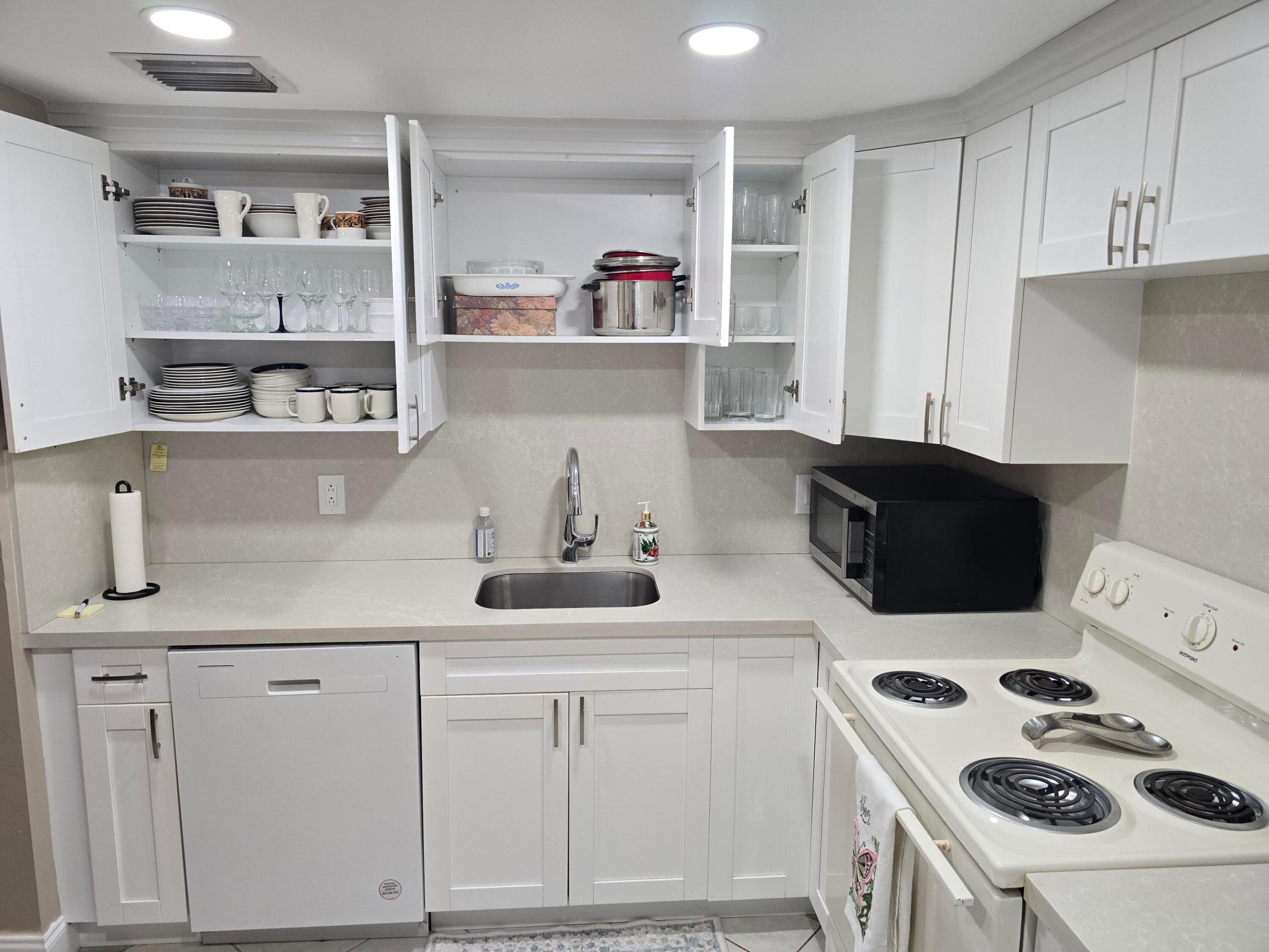 1902 Bermuda #E4, Coconut Creek FL 33066