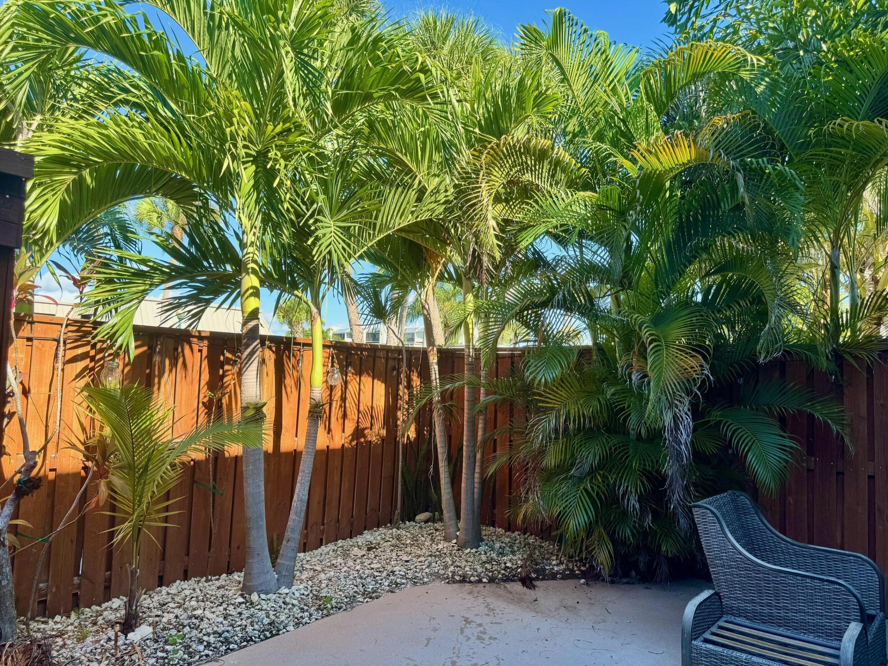 1420 Ocean #25A, Jupiter FL 33477