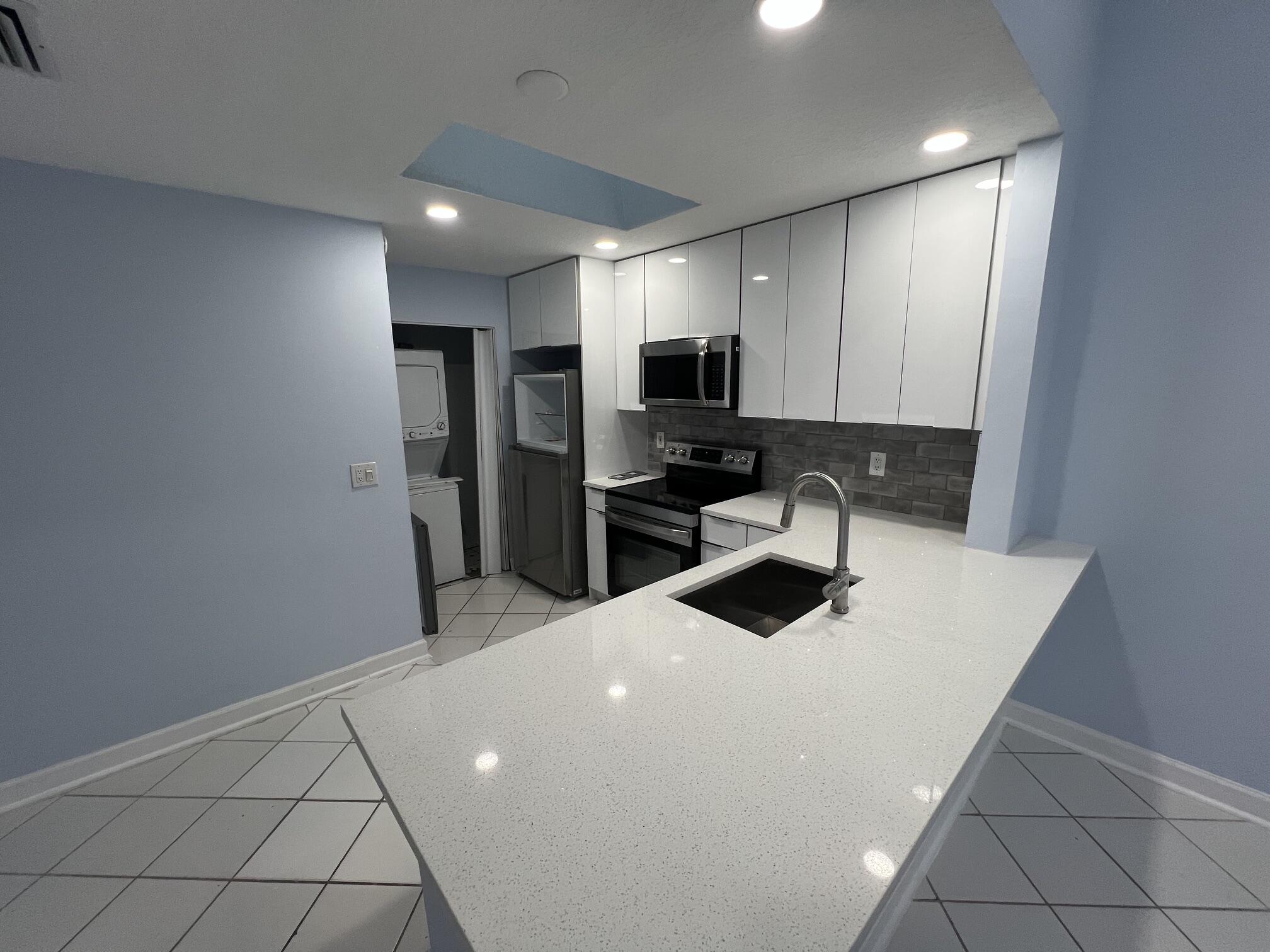 3602 WATERVIEW, Palm Springs FL 33461