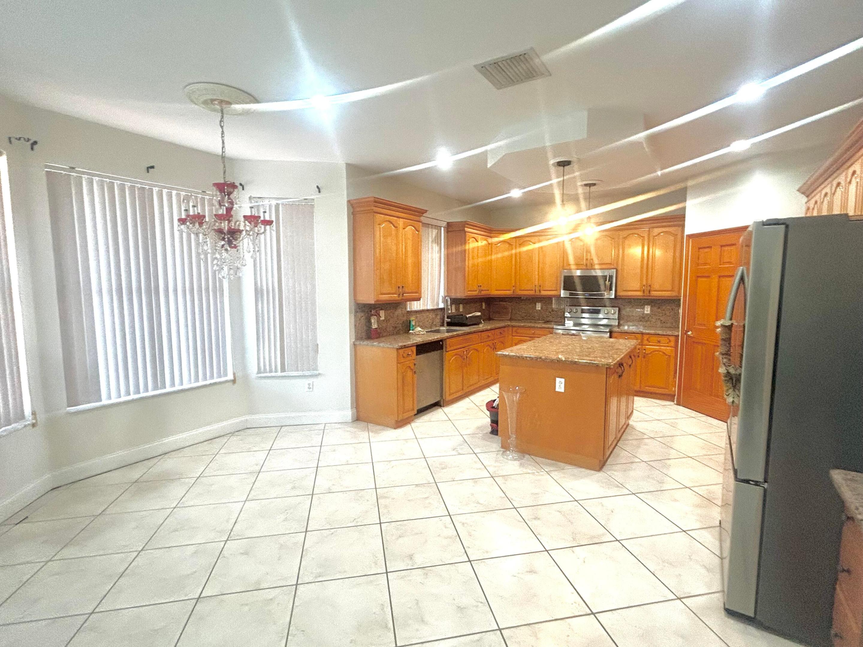 127 Saratoga, Royal Palm Beach FL 33411
