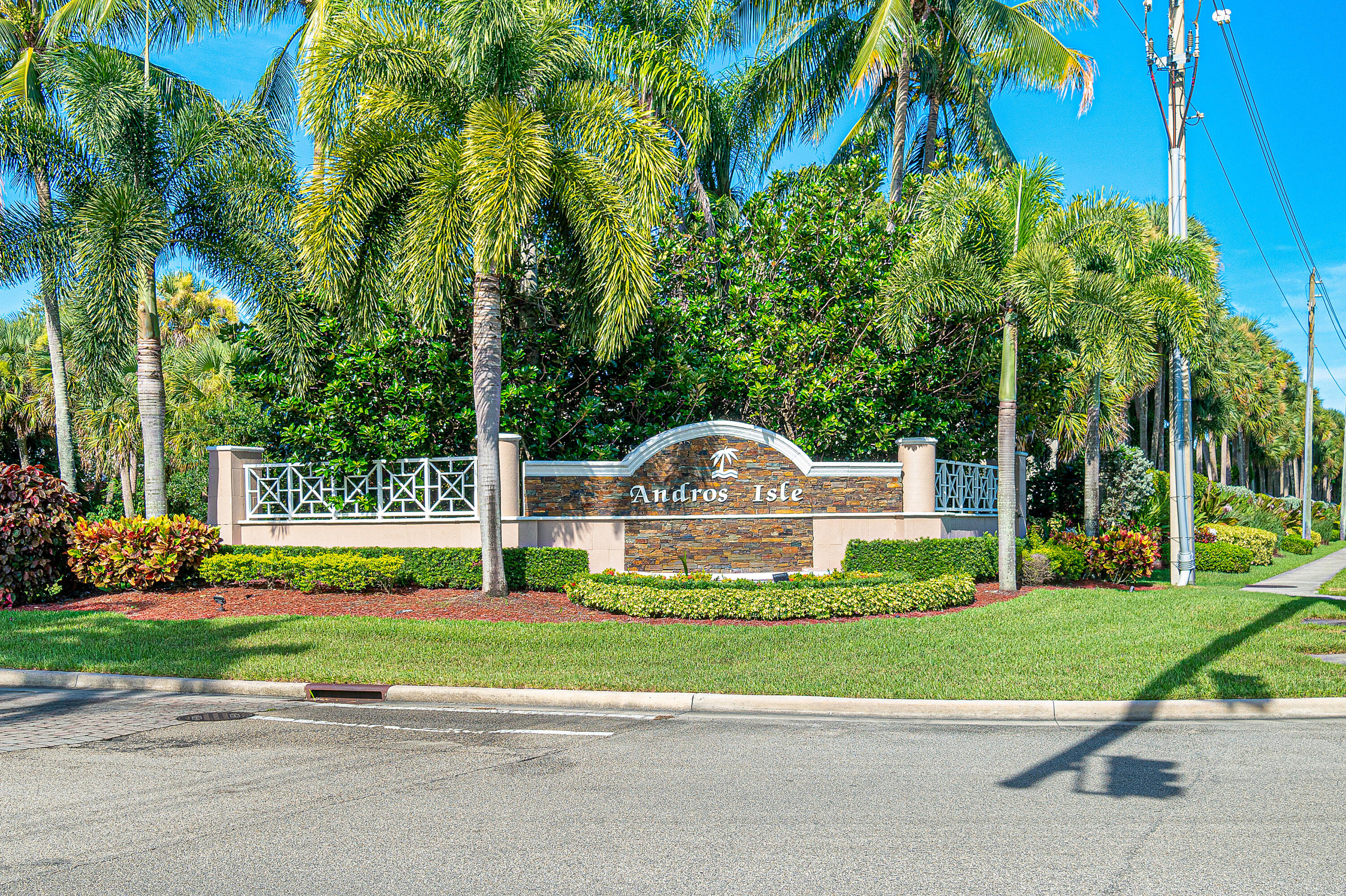 8728 S SAN ANDROS, West Palm Beach FL 33407