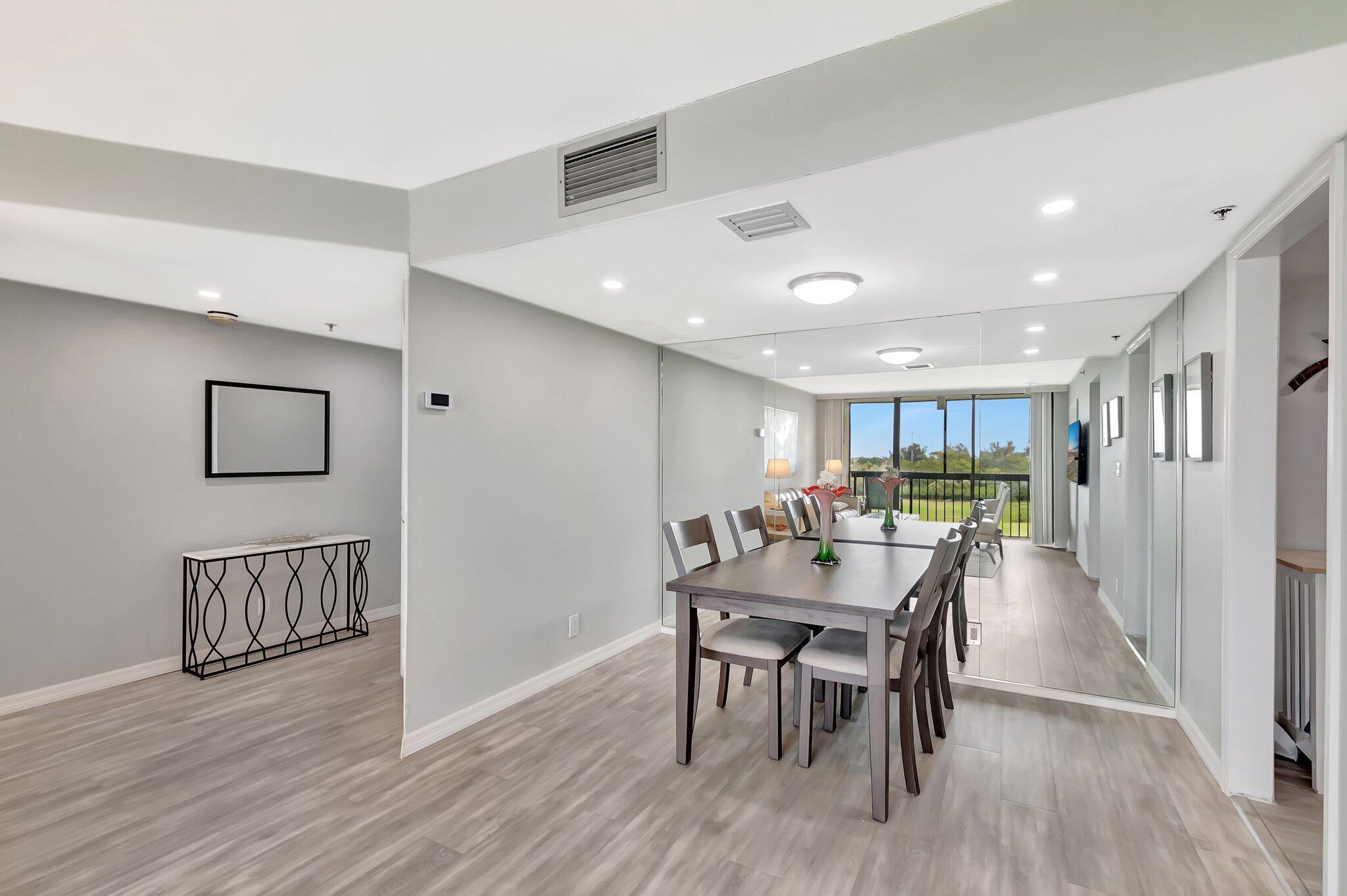 1566 Bridgewood, Boca Raton FL 33434
