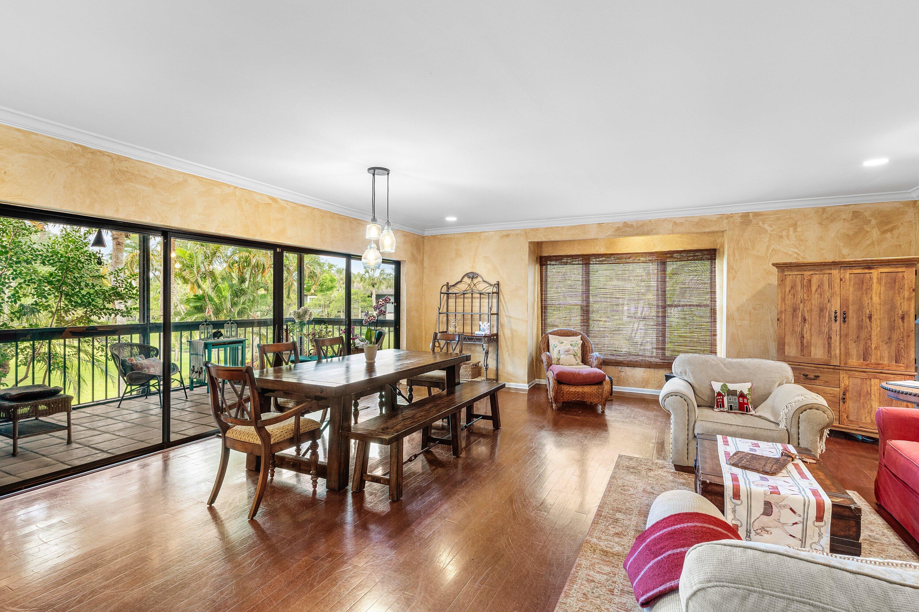 13329 Polo Club #206, Wellington FL 33414