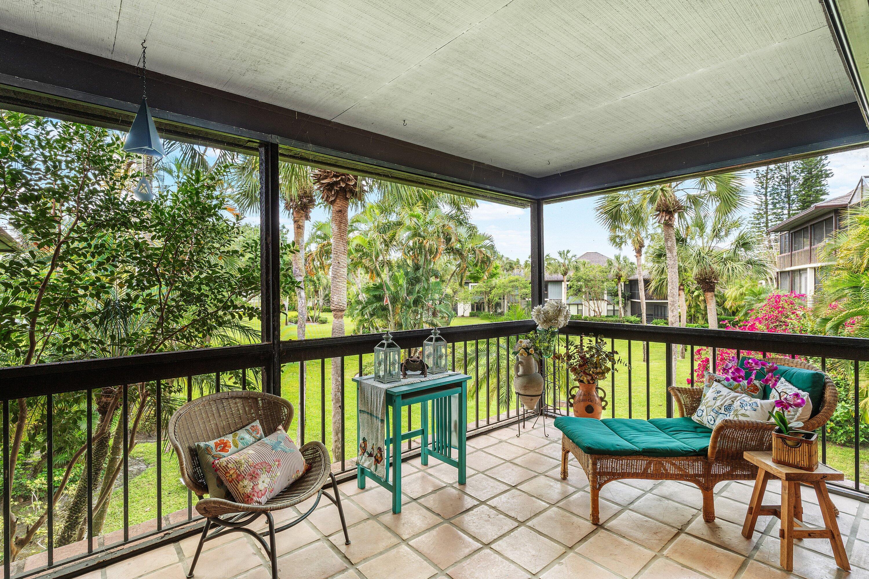 13329 Polo Club #206, Wellington FL 33414