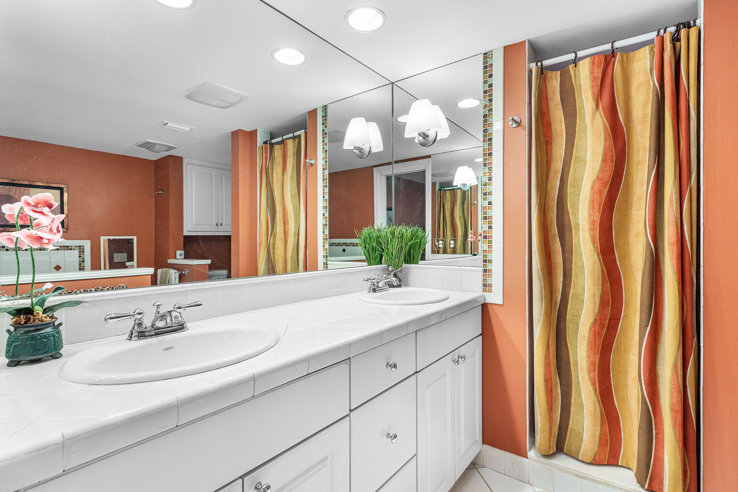 13329 Polo Club #206, Wellington FL 33414