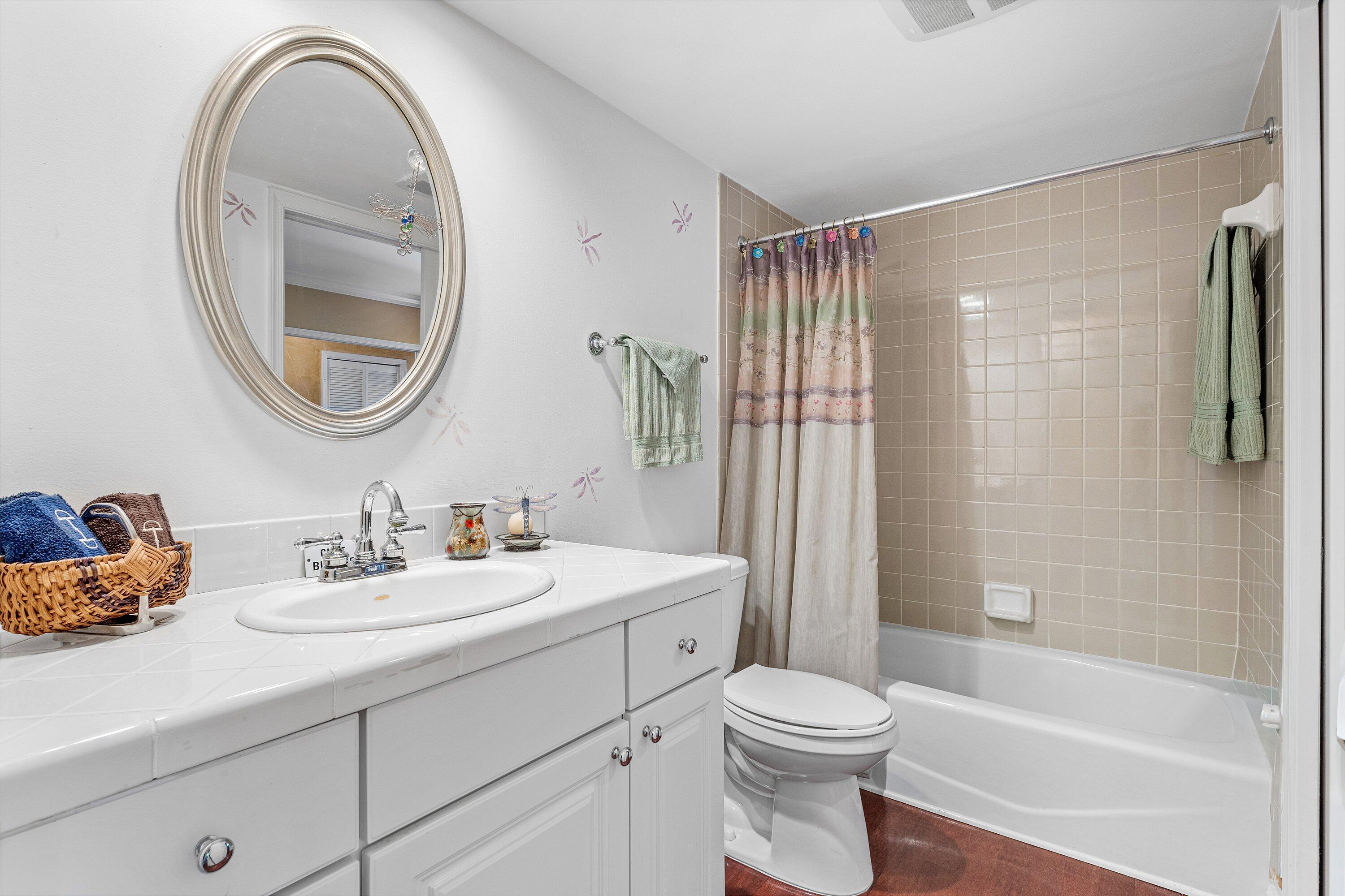 13329 Polo Club #206, Wellington FL 33414