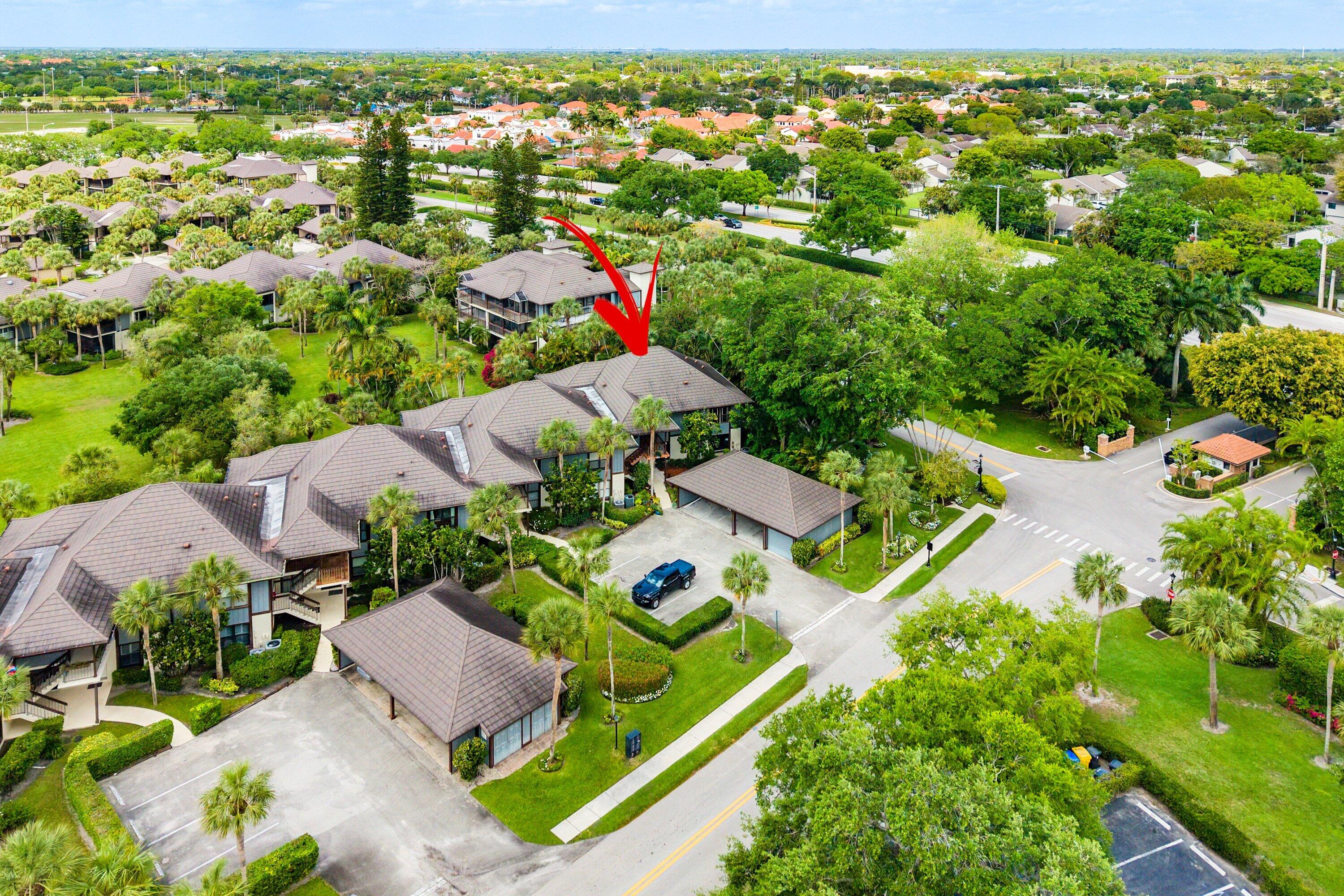 13329 Polo Club #206, Wellington FL 33414