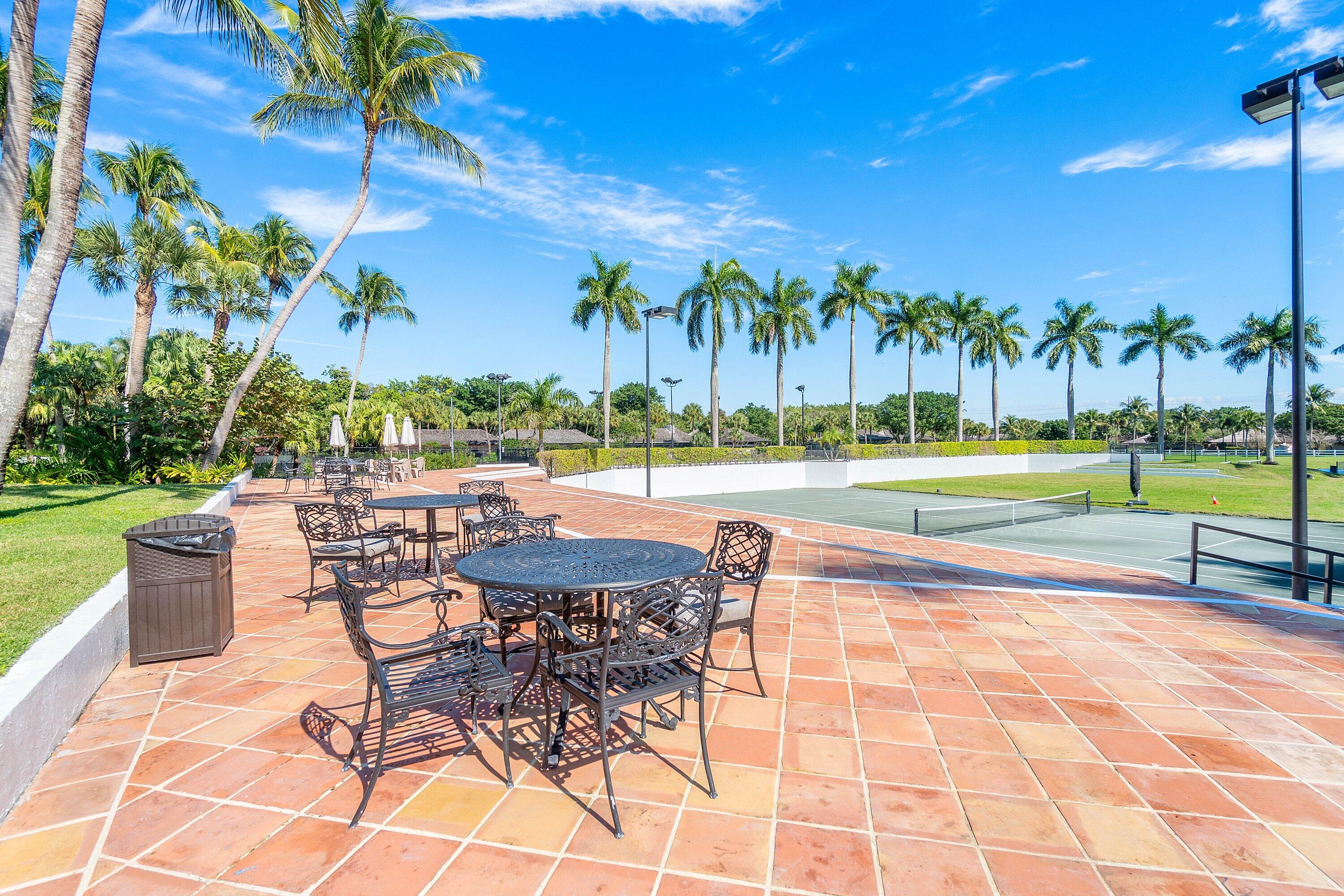 13329 Polo Club #206, Wellington FL 33414