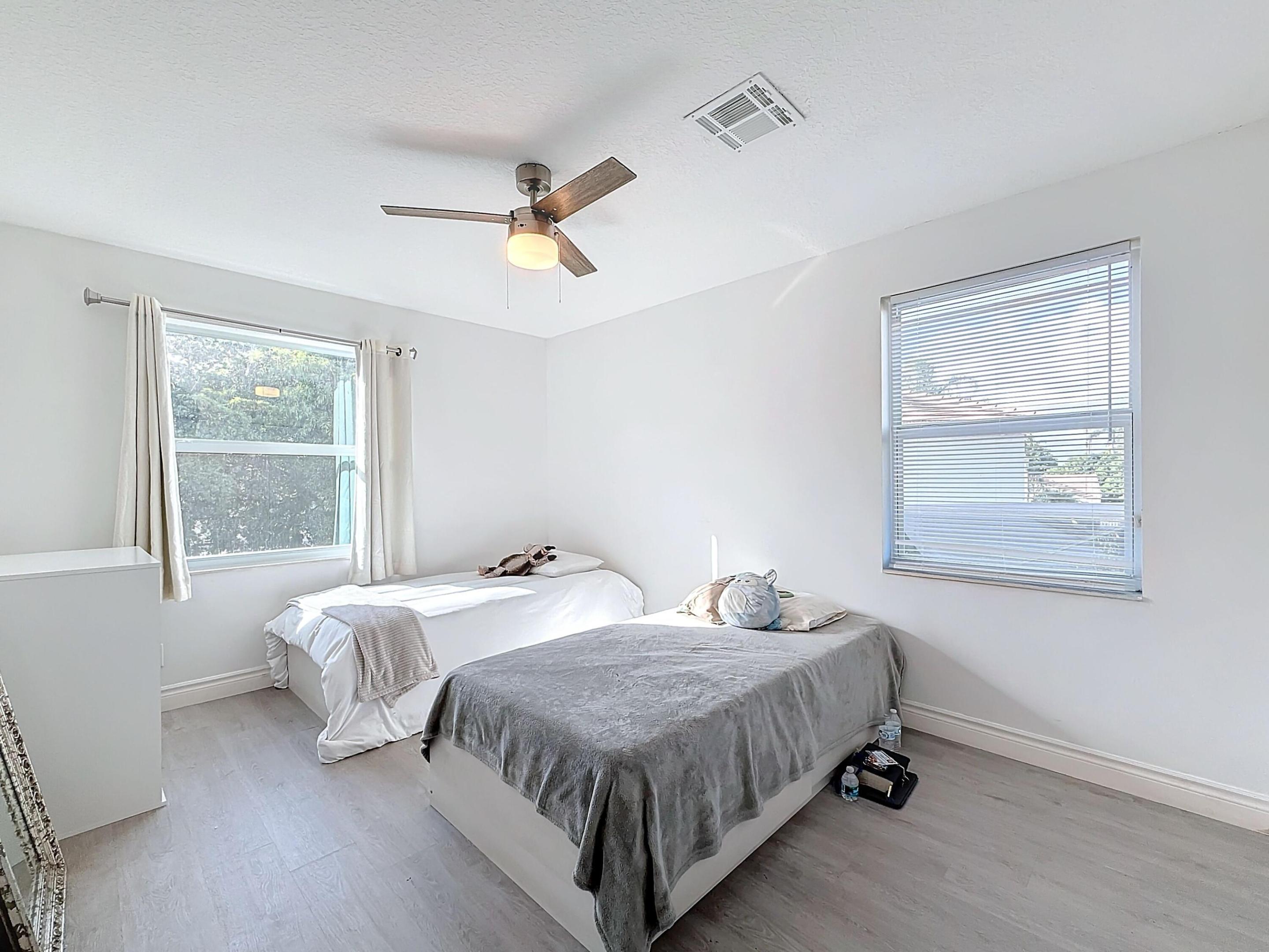 3123 Sunset, Margate FL 33063