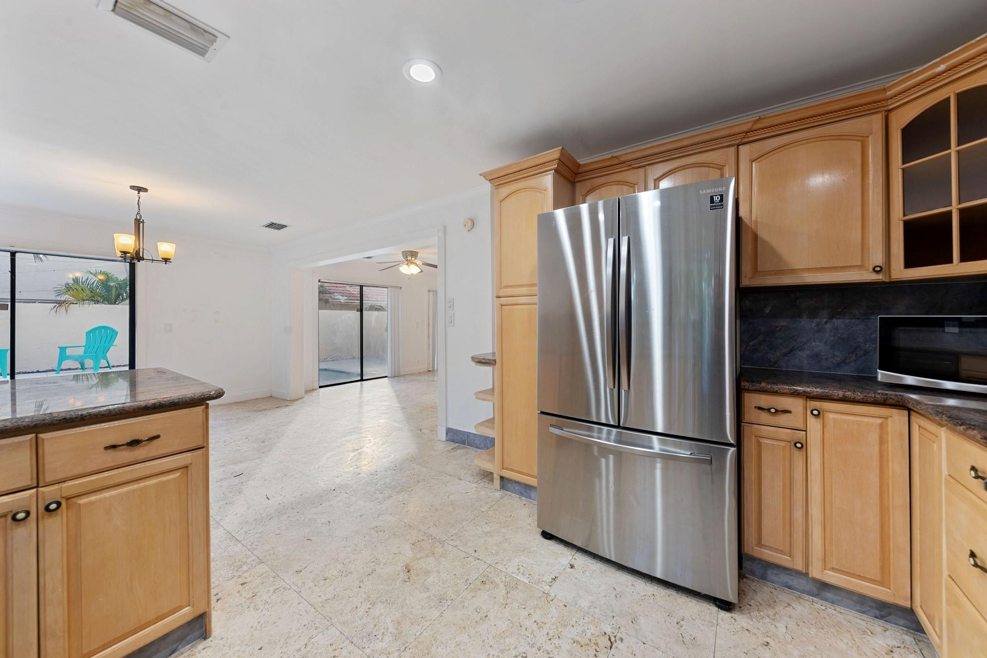 476 NW 38TH, Deerfield Beach FL 33442