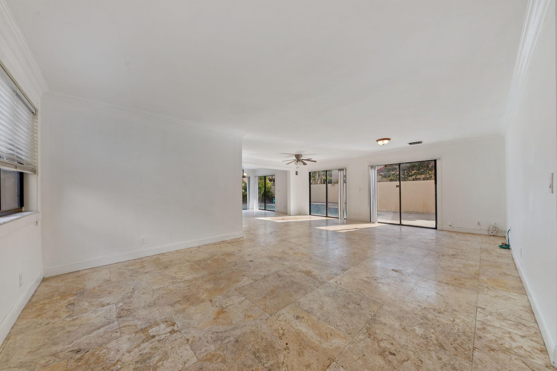 476 NW 38TH, Deerfield Beach FL 33442