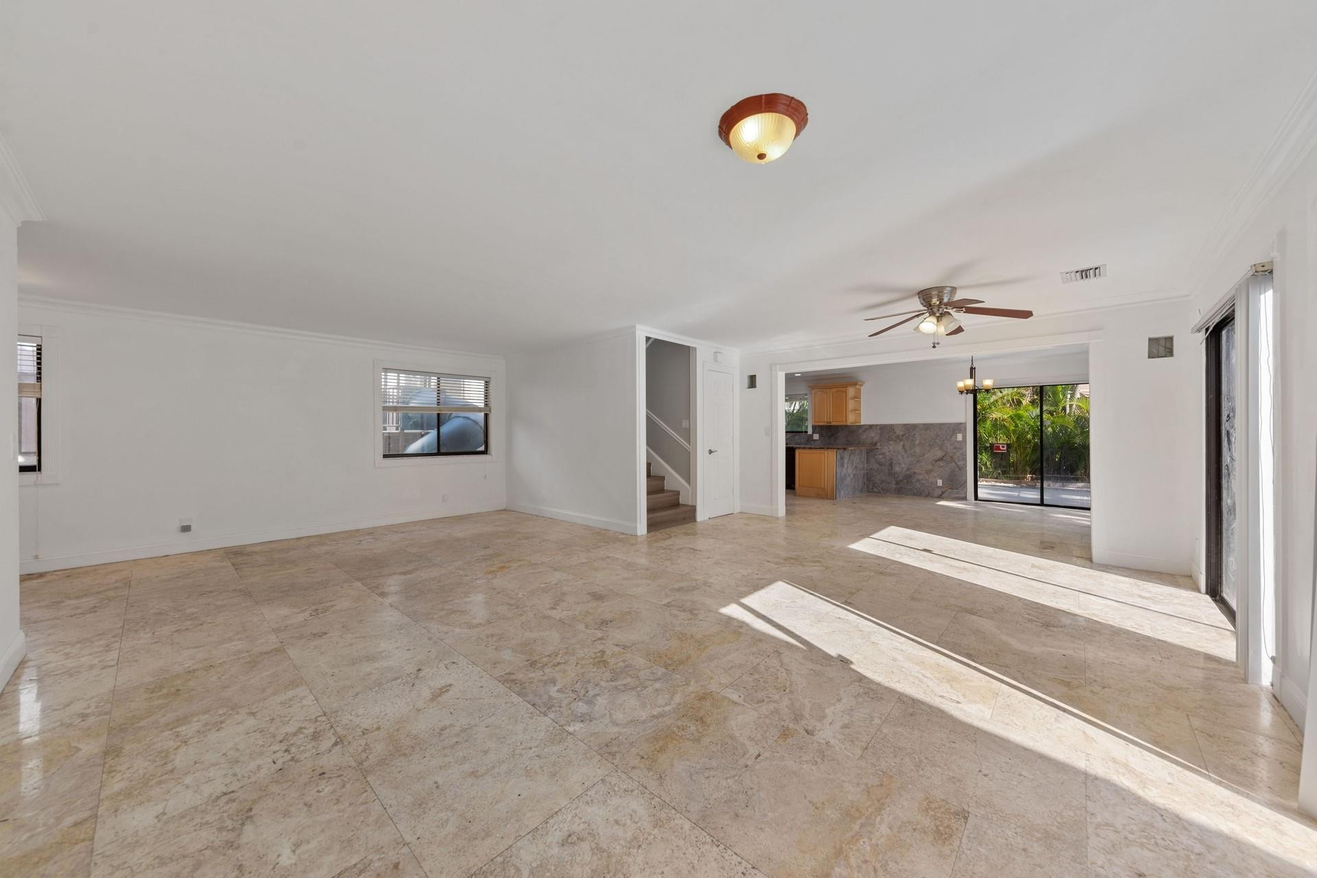 476 NW 38TH, Deerfield Beach FL 33442