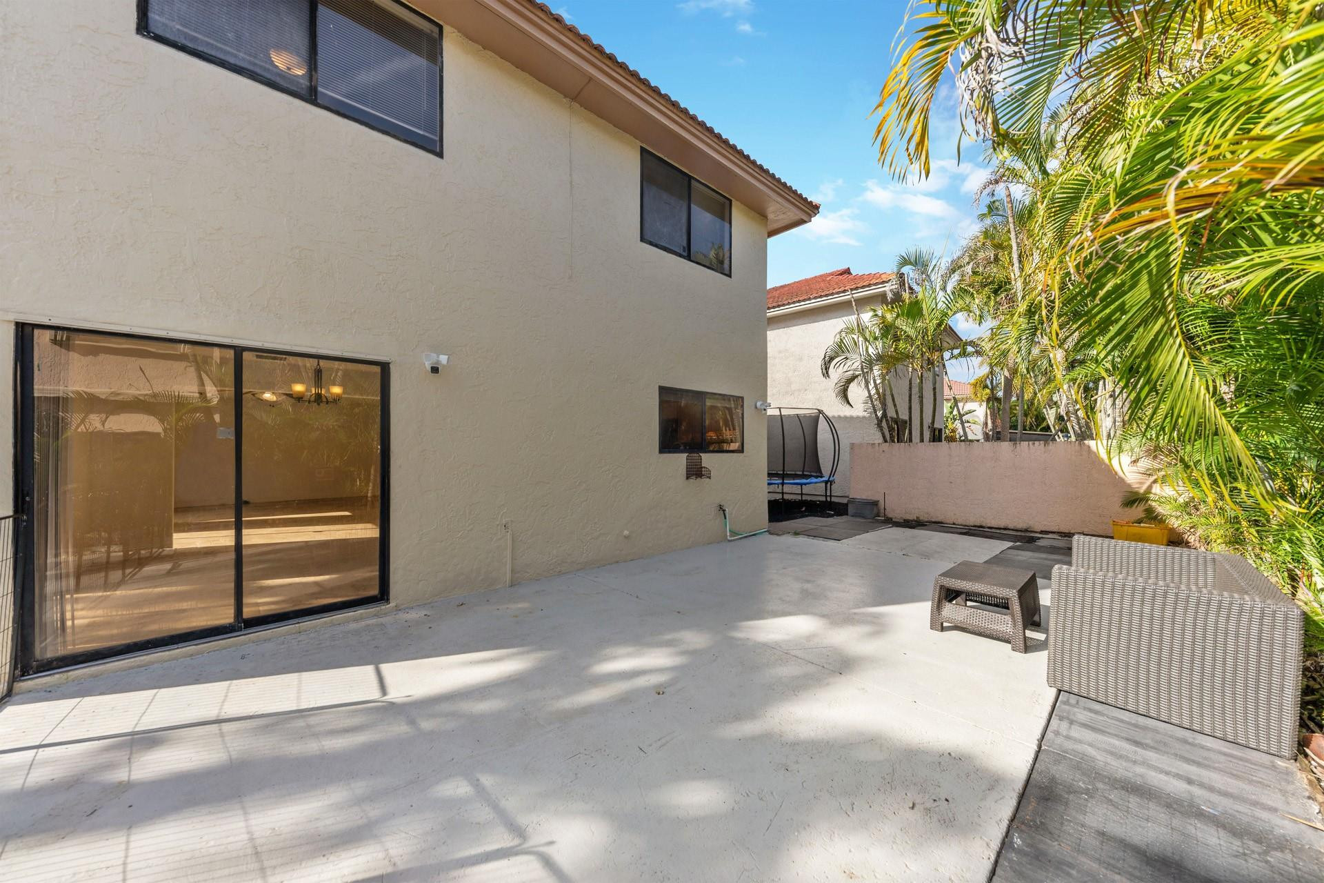 476 NW 38TH, Deerfield Beach FL 33442