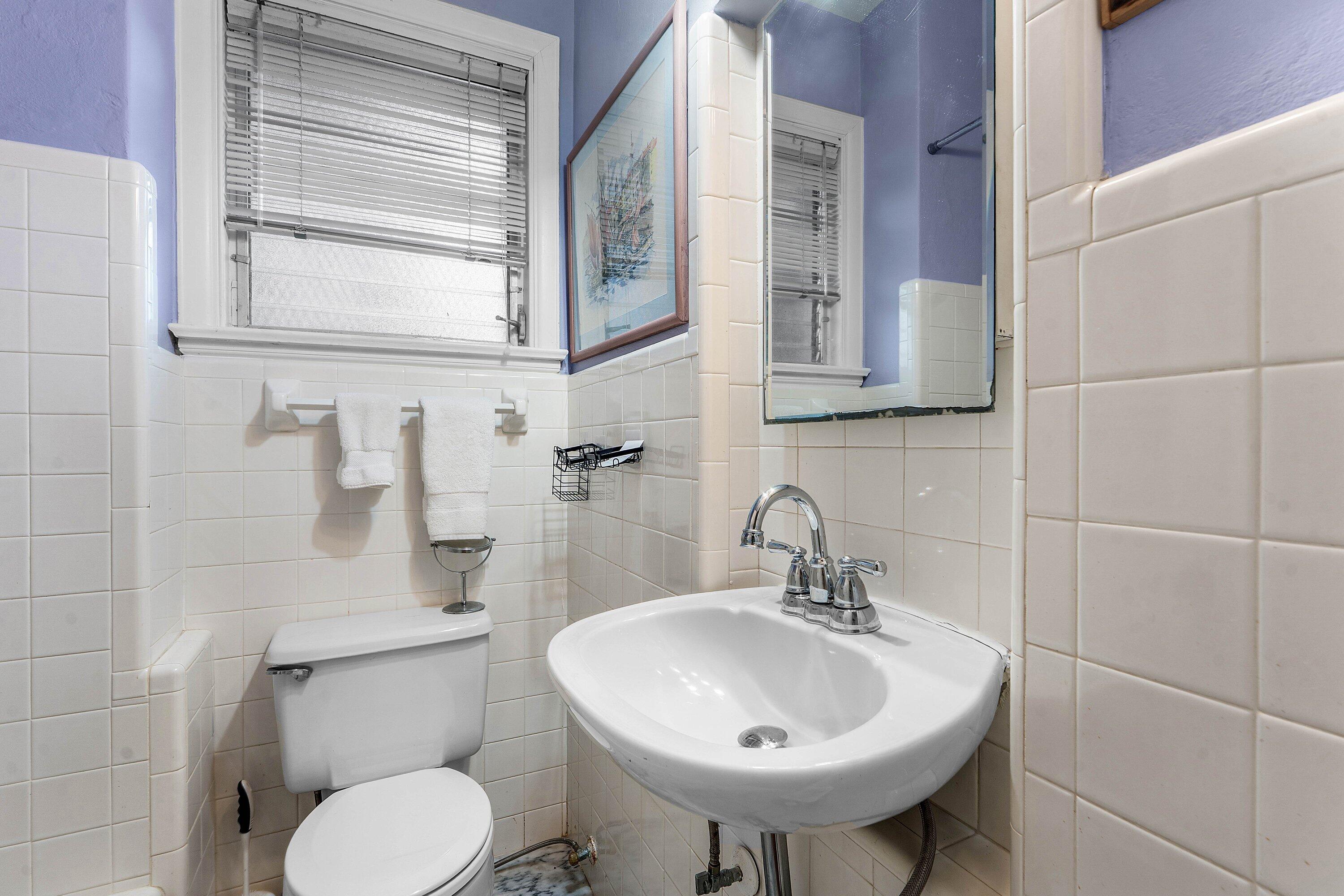 215 PHIPPS #2, Palm Beach FL 33480